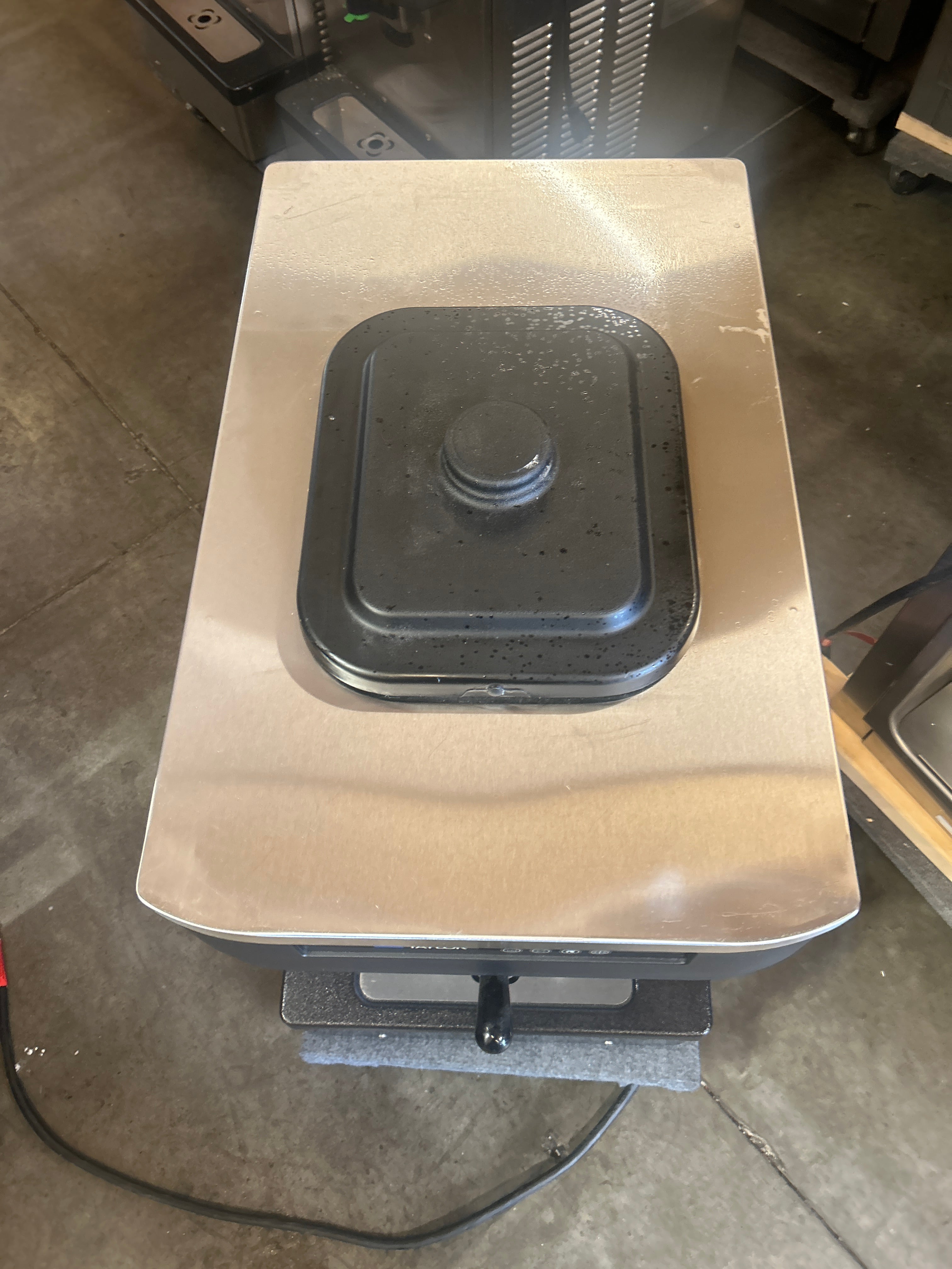 2019 Taylor C152-12 1ph Air w/warranty table top