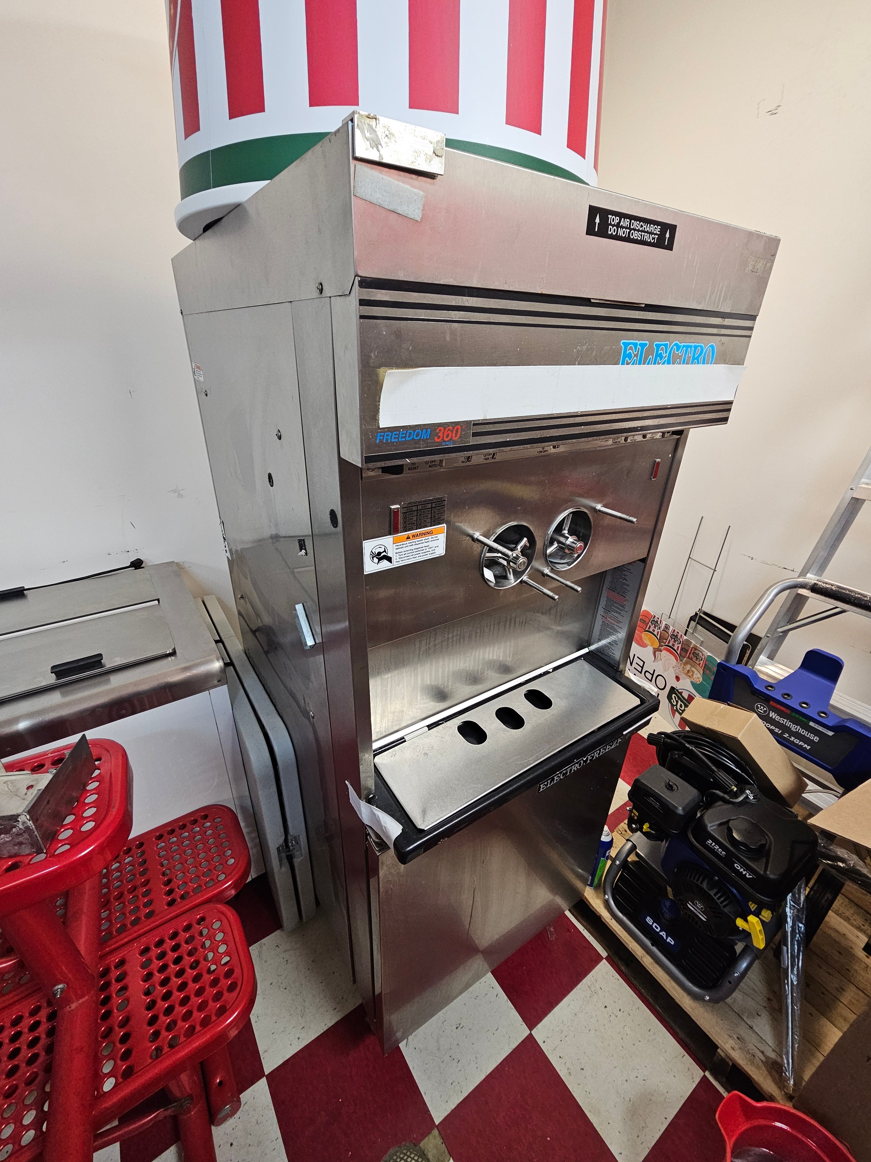 2001 30T CMT Electro Freeze 1ph water (shipping is extra, check or wire payment only)