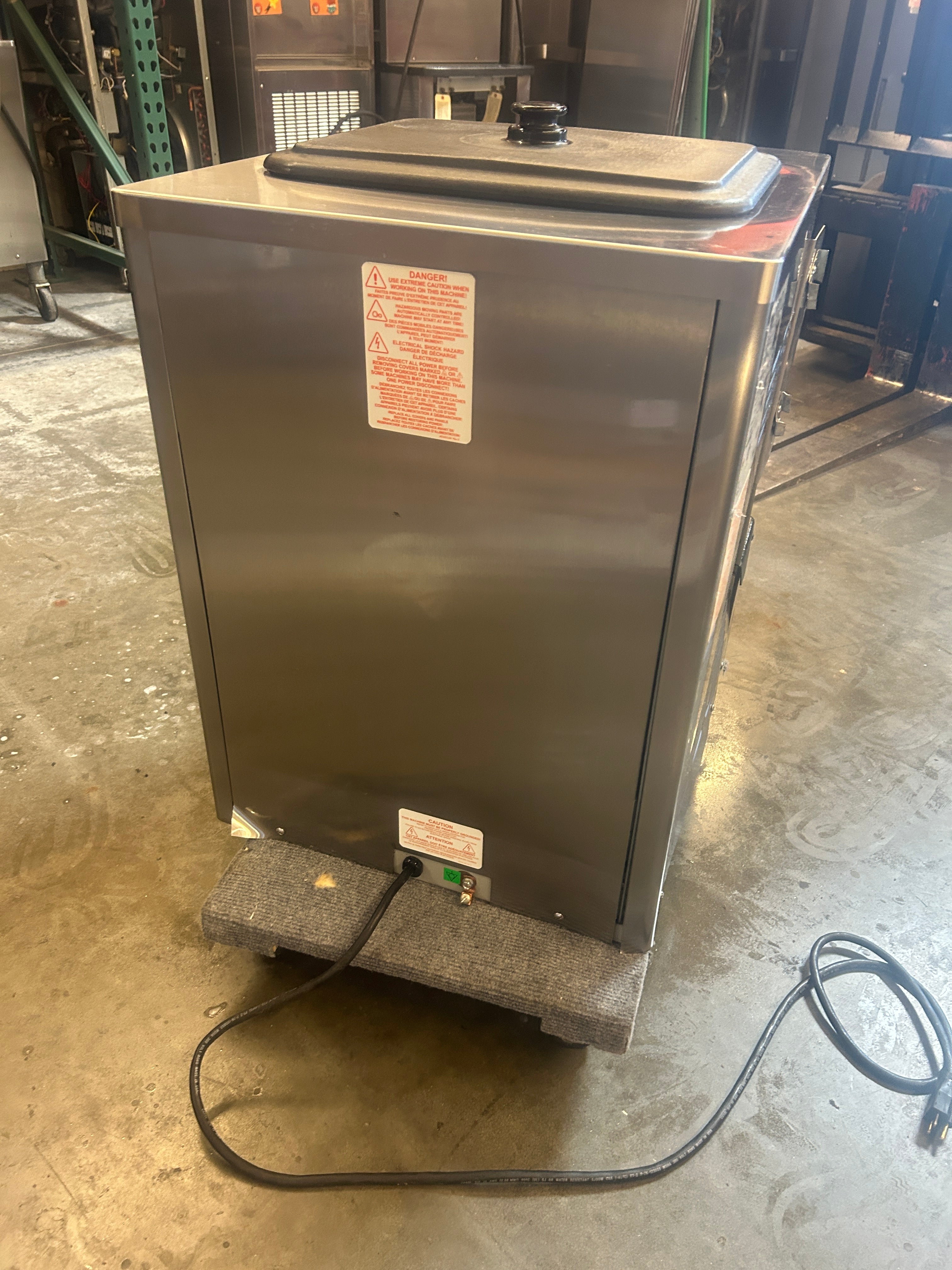 2018 Taylor C161 1ph air Countertop soft serve machine