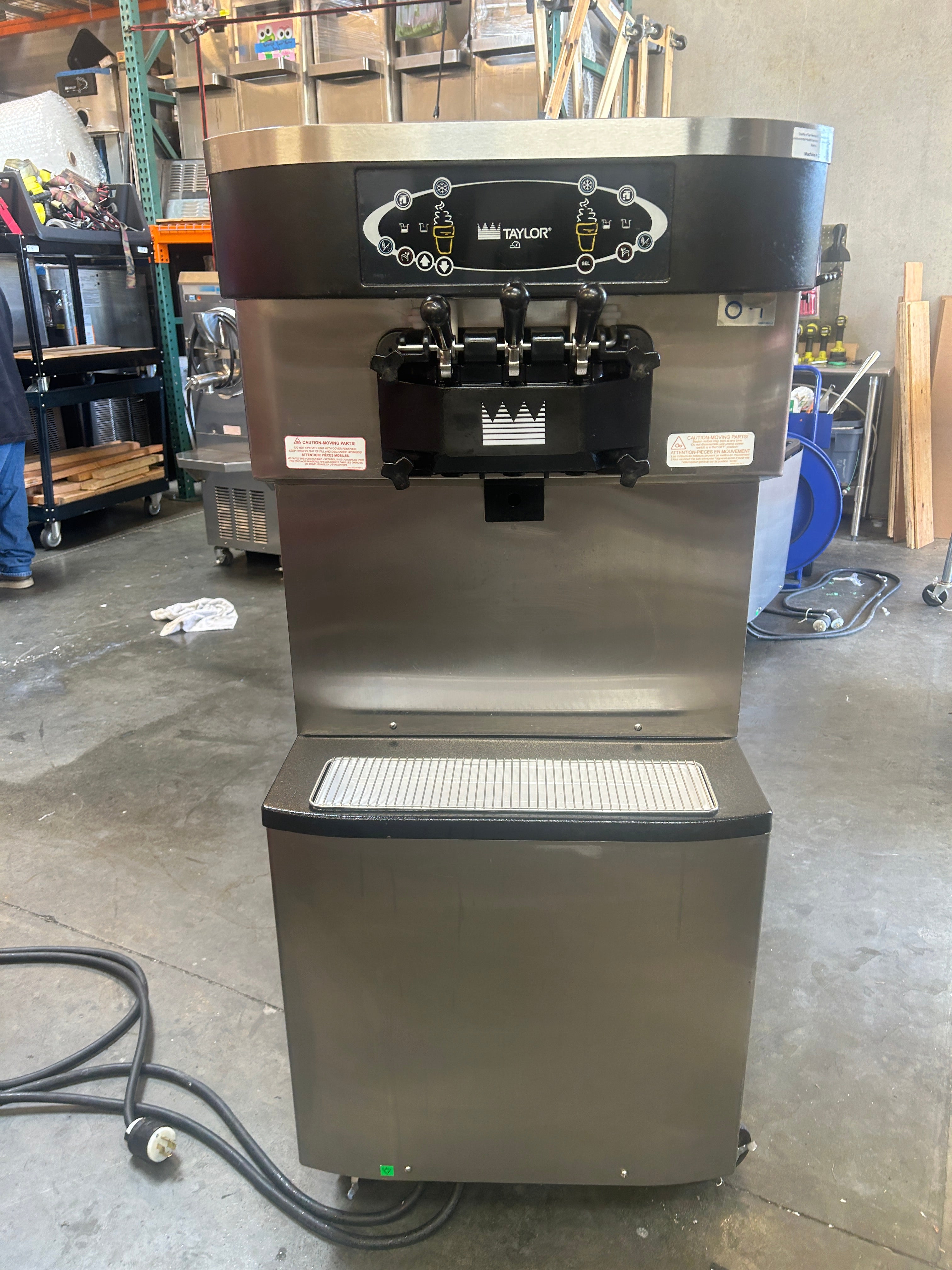 2021 Taylor C713 3Ph Air
