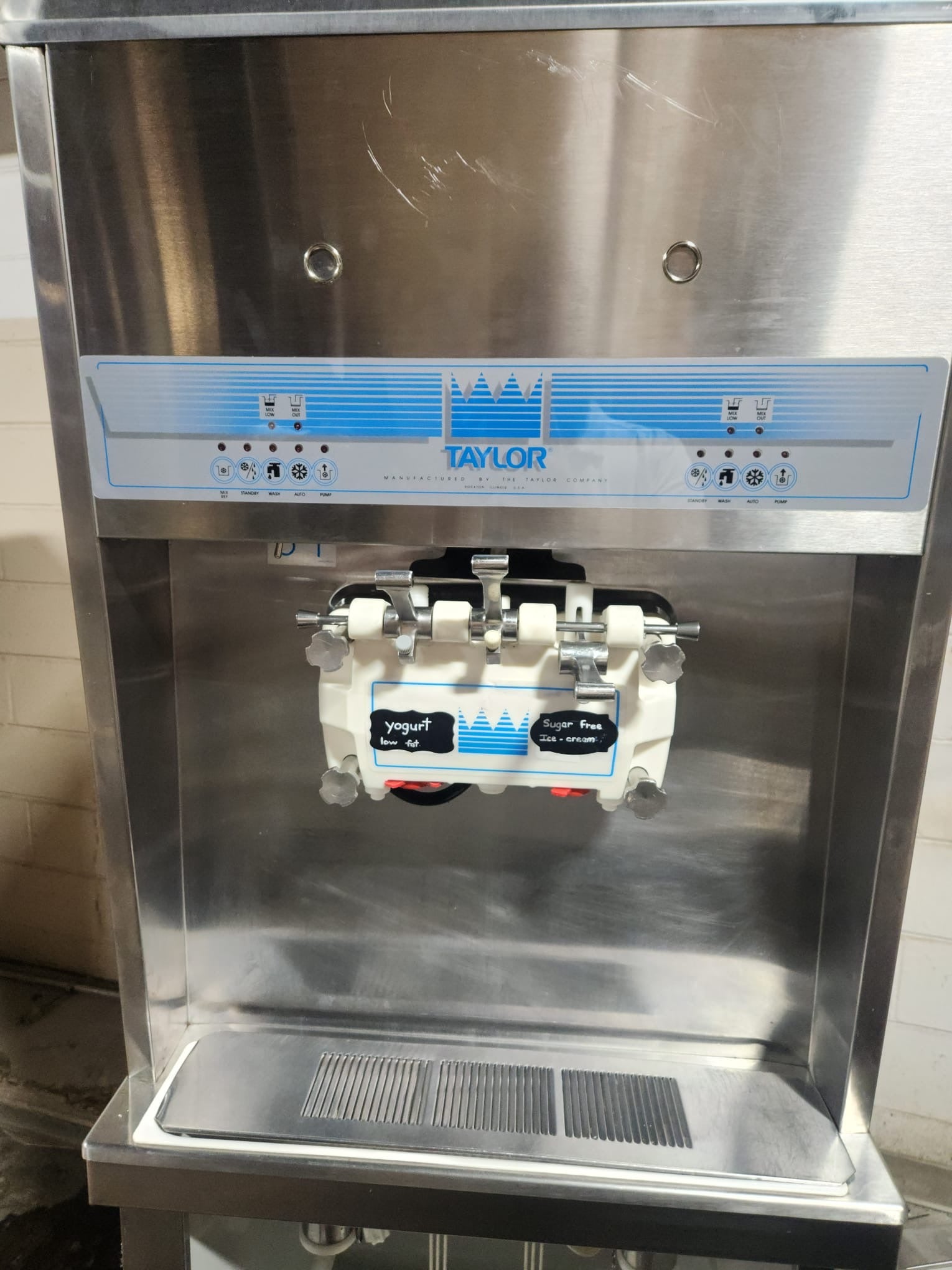 Refurbished 2009 Taylor 8756-33 3ph air cooled