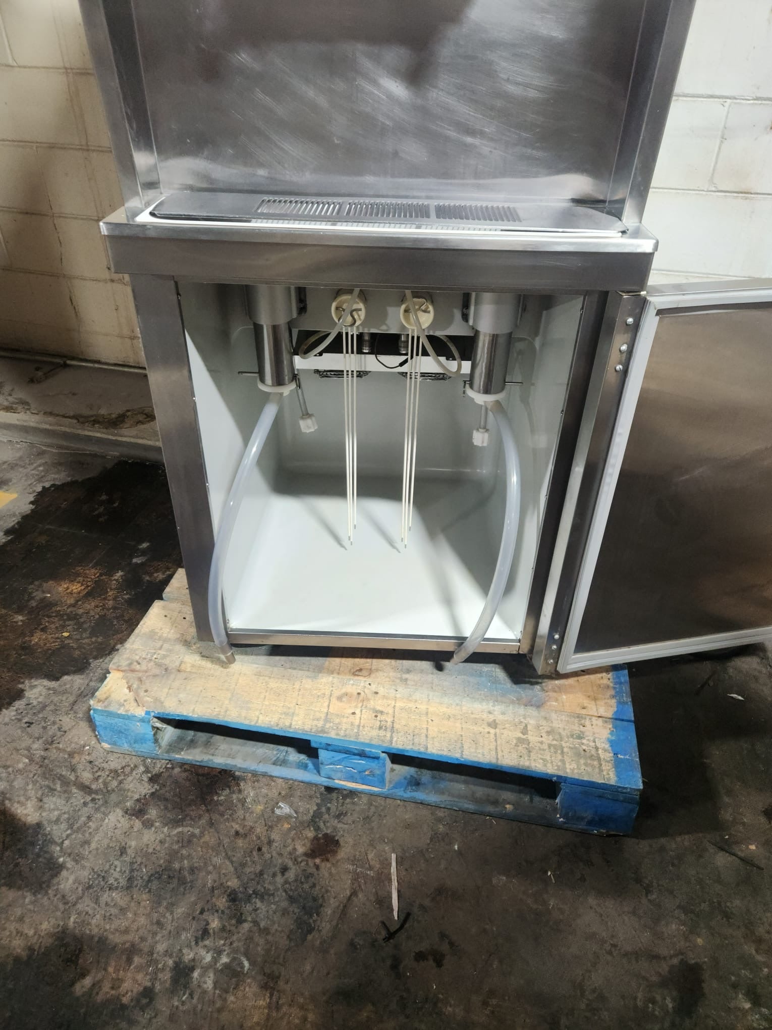 Refurbished 2009 Taylor 8756-33 3ph air cooled