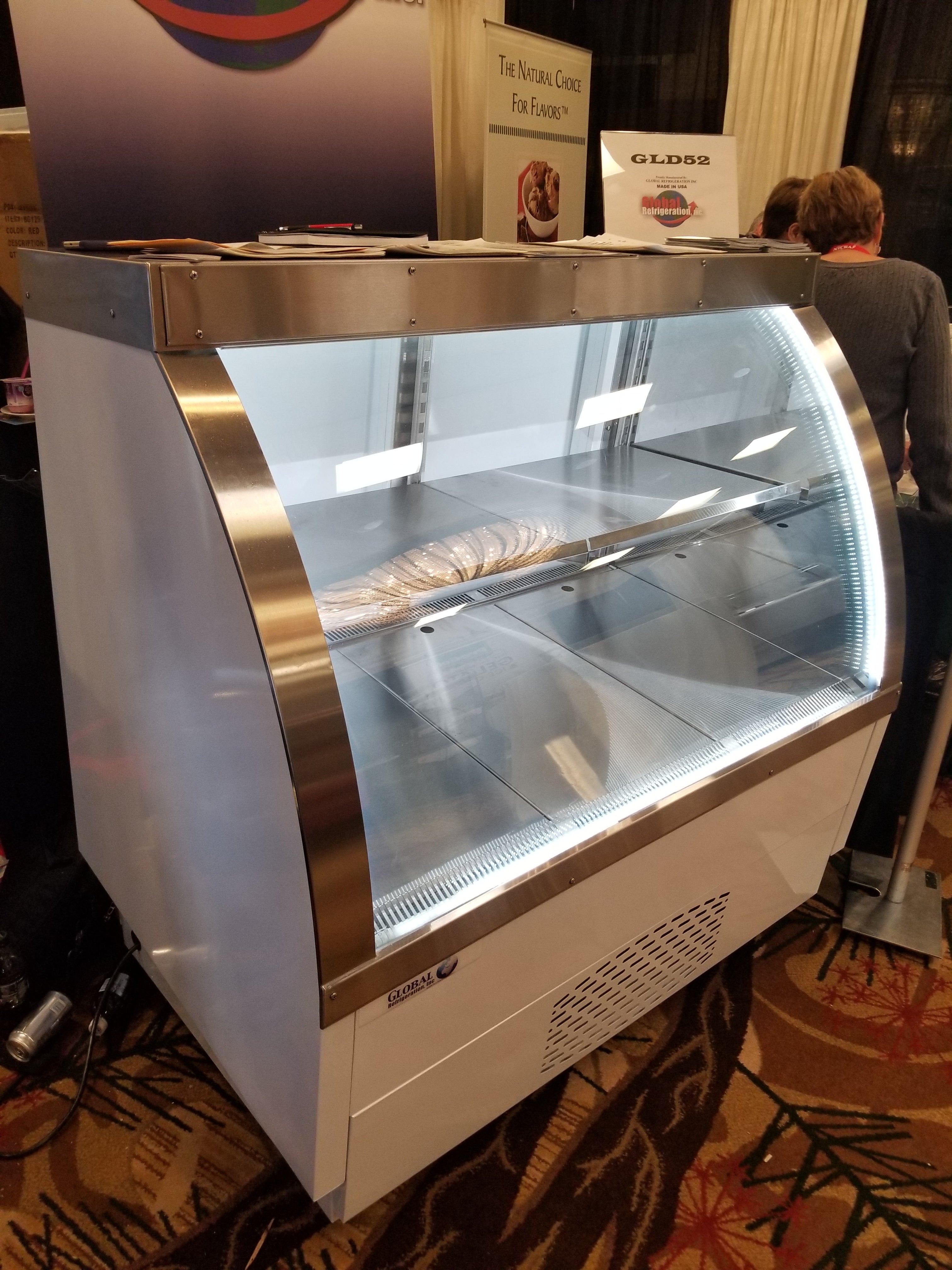 Ice Cream Cake Display Freezer GLD52