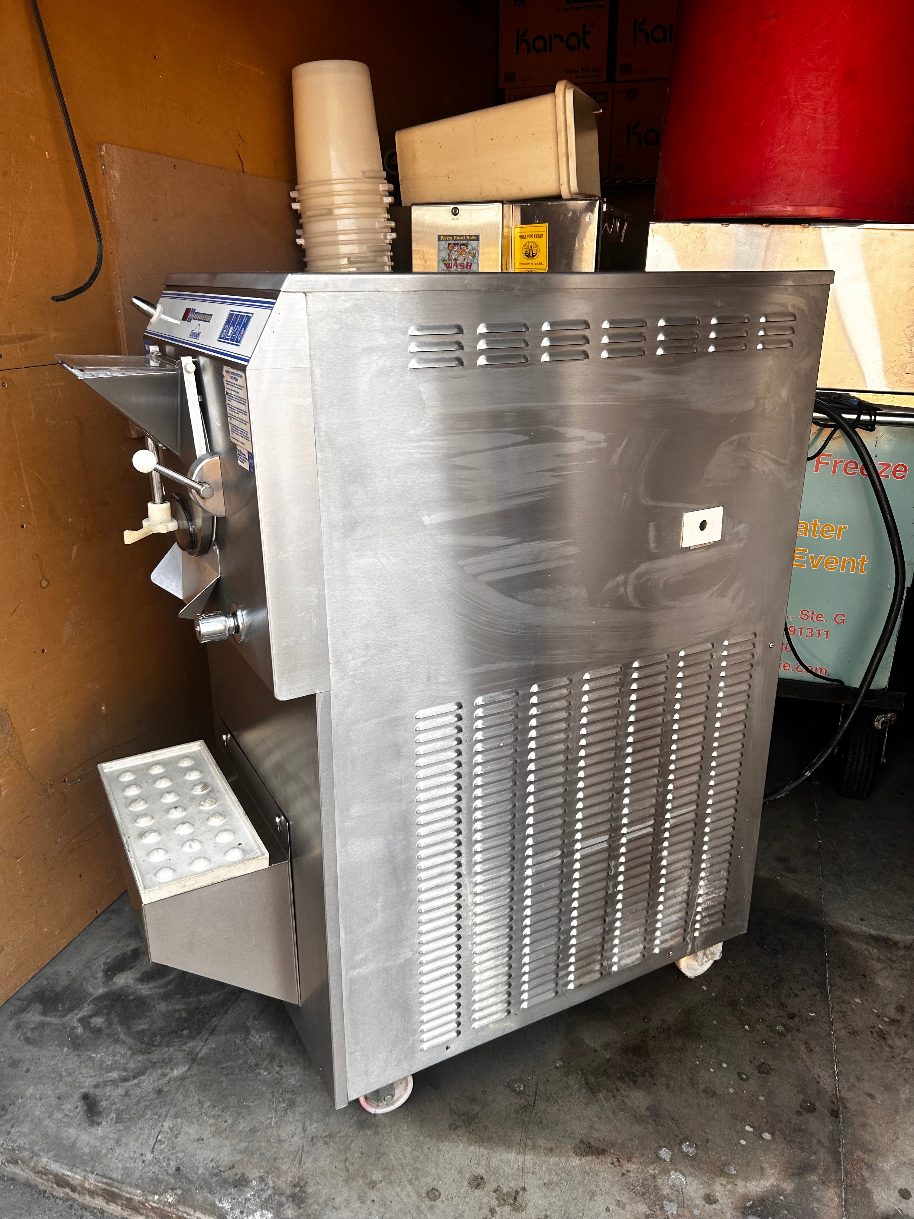 Used 37qt Carpgiani LB1002 Batch Freezer