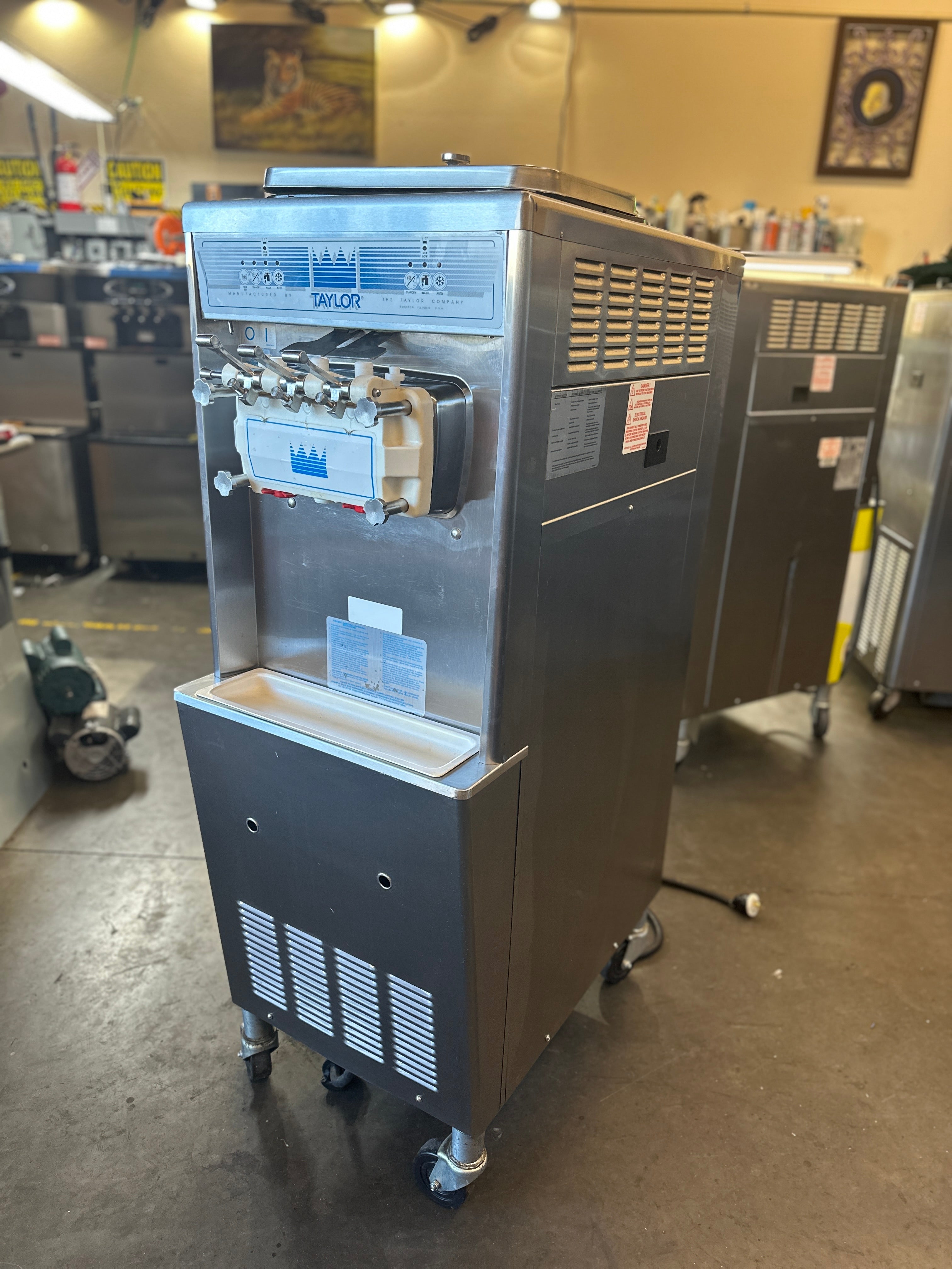 2008 Taylor 336-33 3ph Air Cooled w warranty