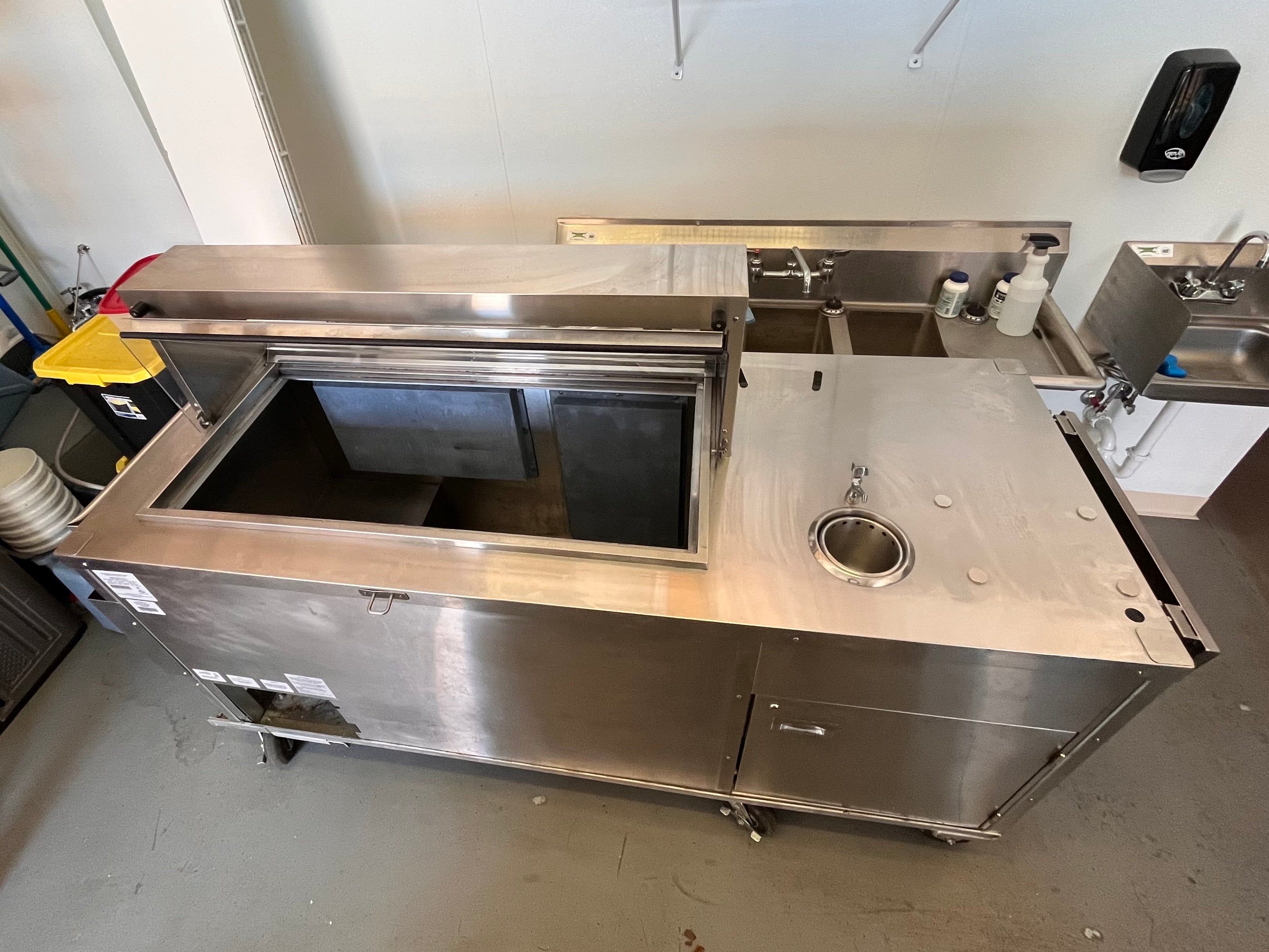 2019 Nelson Cold Plate Cart BD8-CE-DIP-02 2019 (shipping is extra, check or wire payment only)
