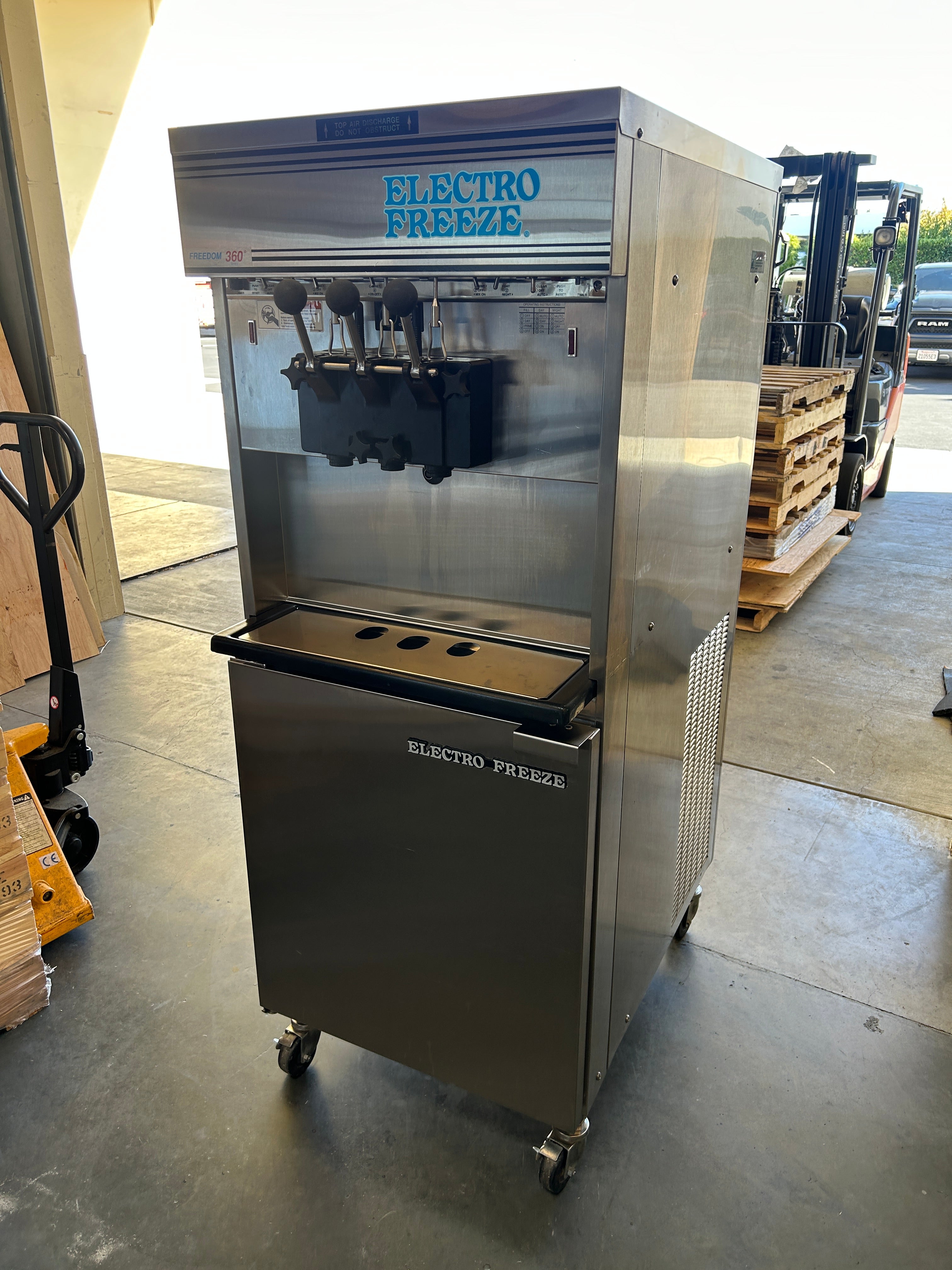 Refurbished Electrofreeze 30T-CMT 1Ph water cooled