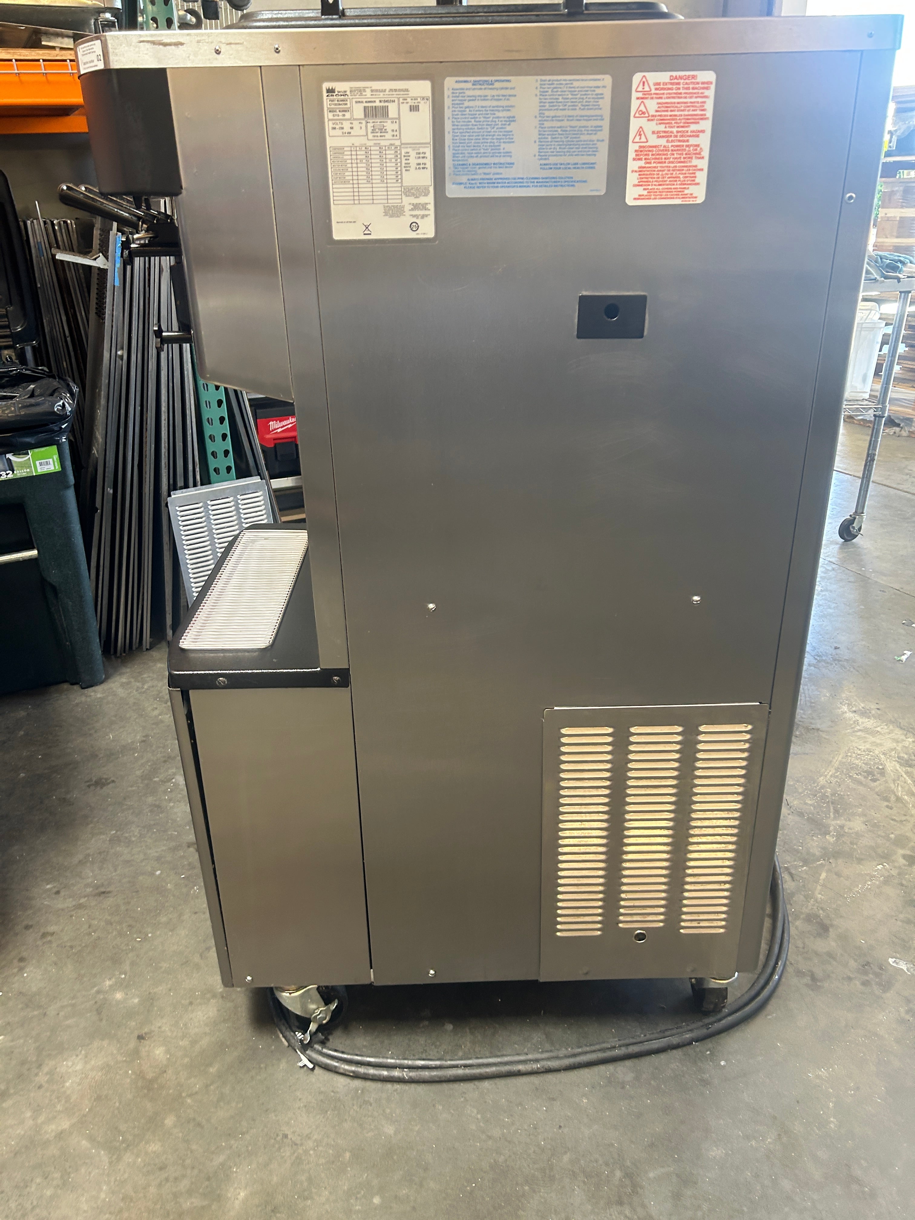 2021 Taylor C713 3Ph Air