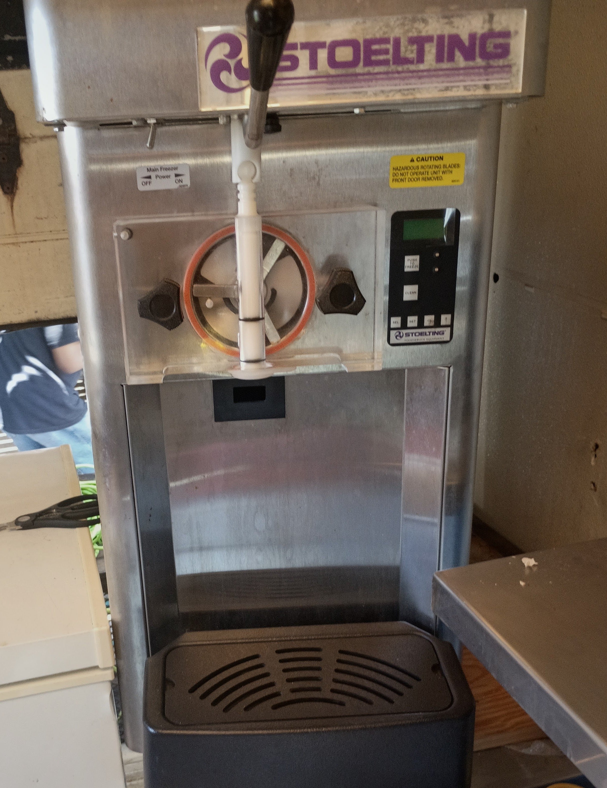 2016 Stoelting F111-381 – Air Cooled – 1-Phase (220V) – SN: 50740810K