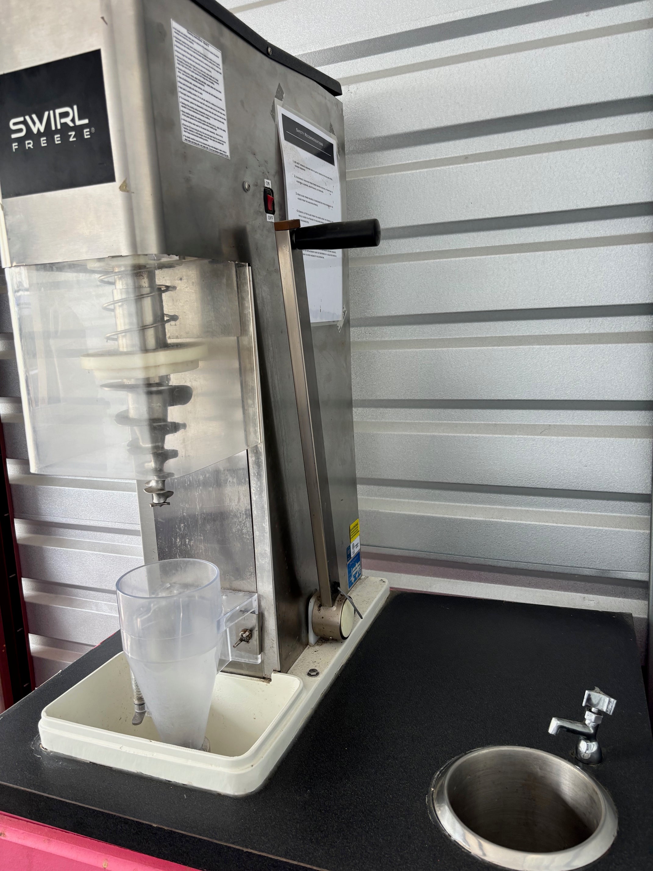 2019 Swirl Freeze model D