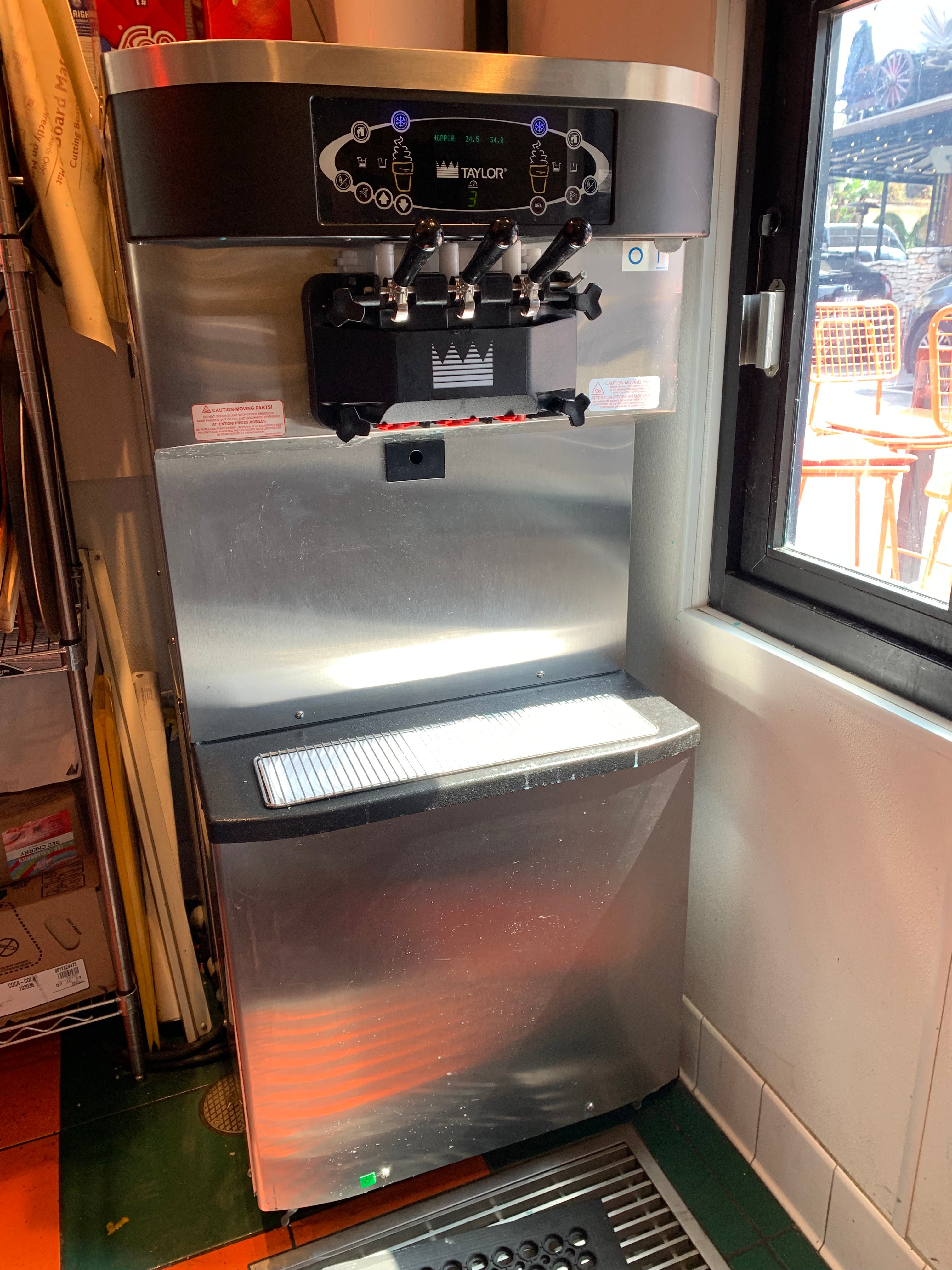 2022 Like New Taylor C713-27 1PH Air Cooled