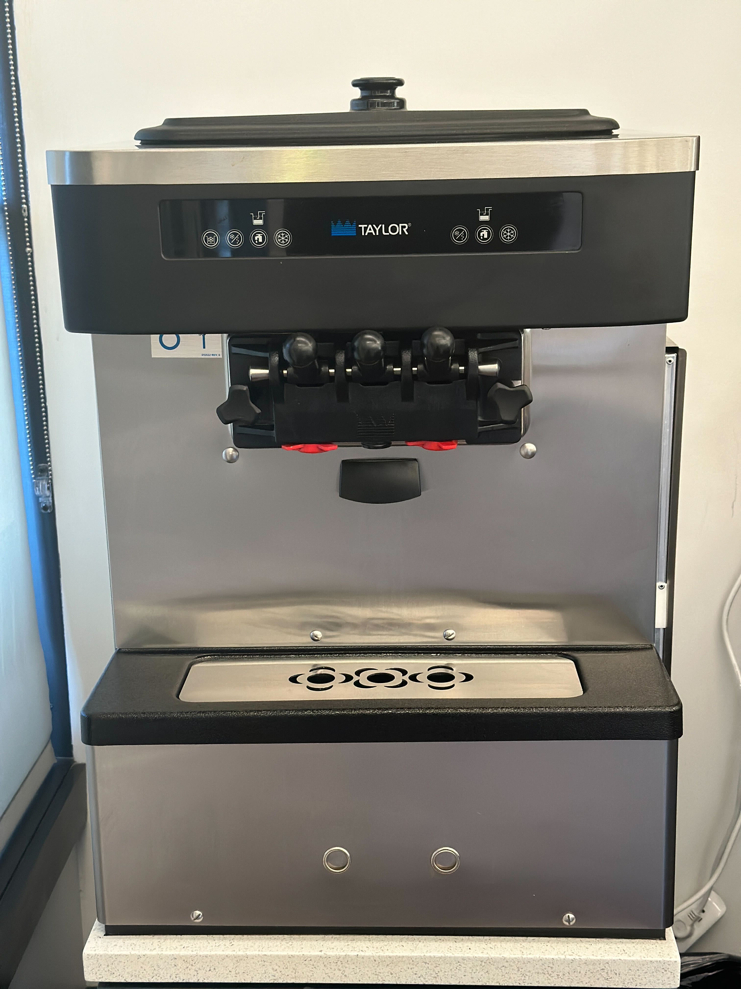 Taylor 2022 C161 1ph air (shipping is extra, check or wire payment only)