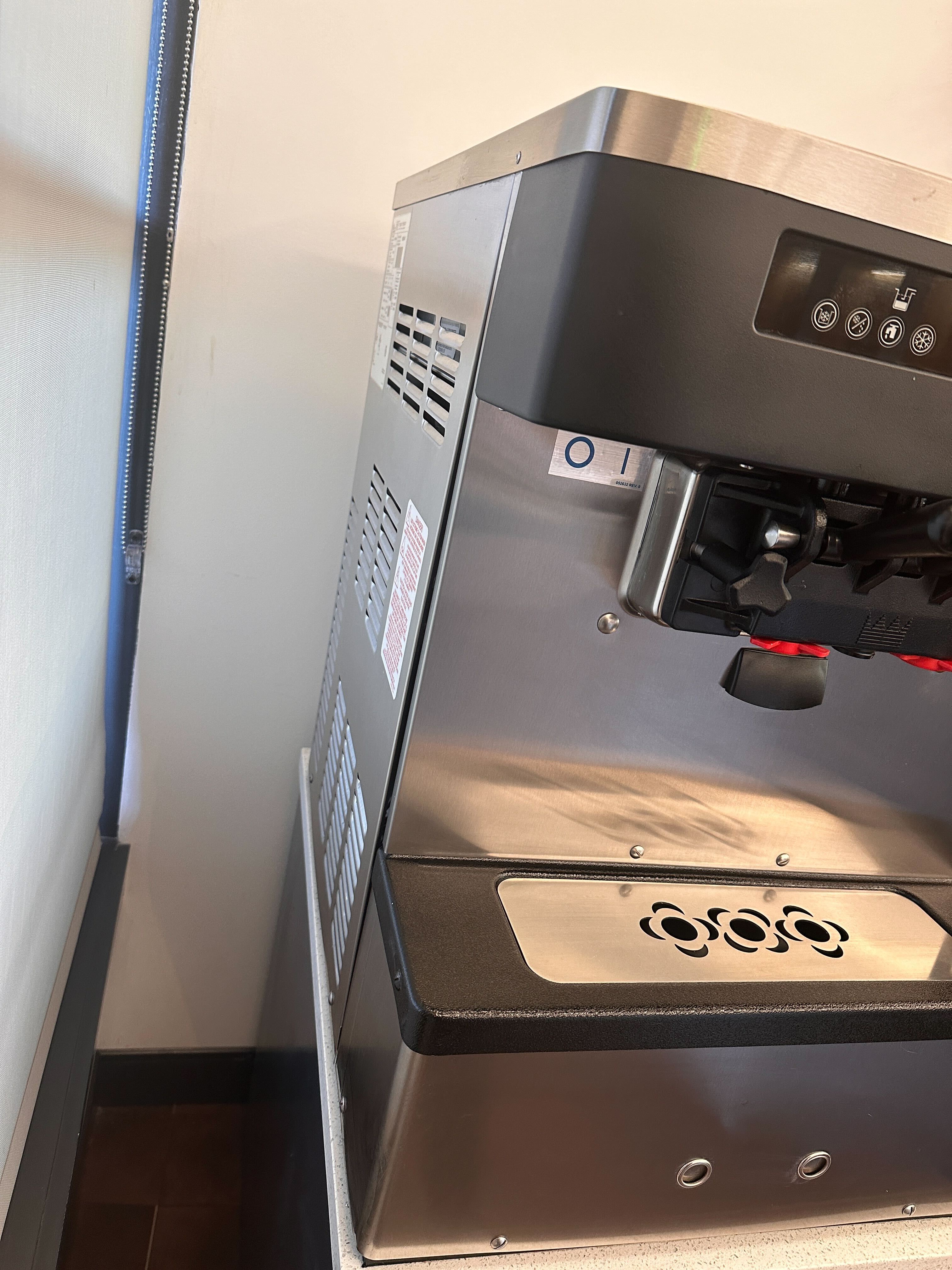 Taylor 2022 C161 1ph air (shipping is extra, check or wire payment only)