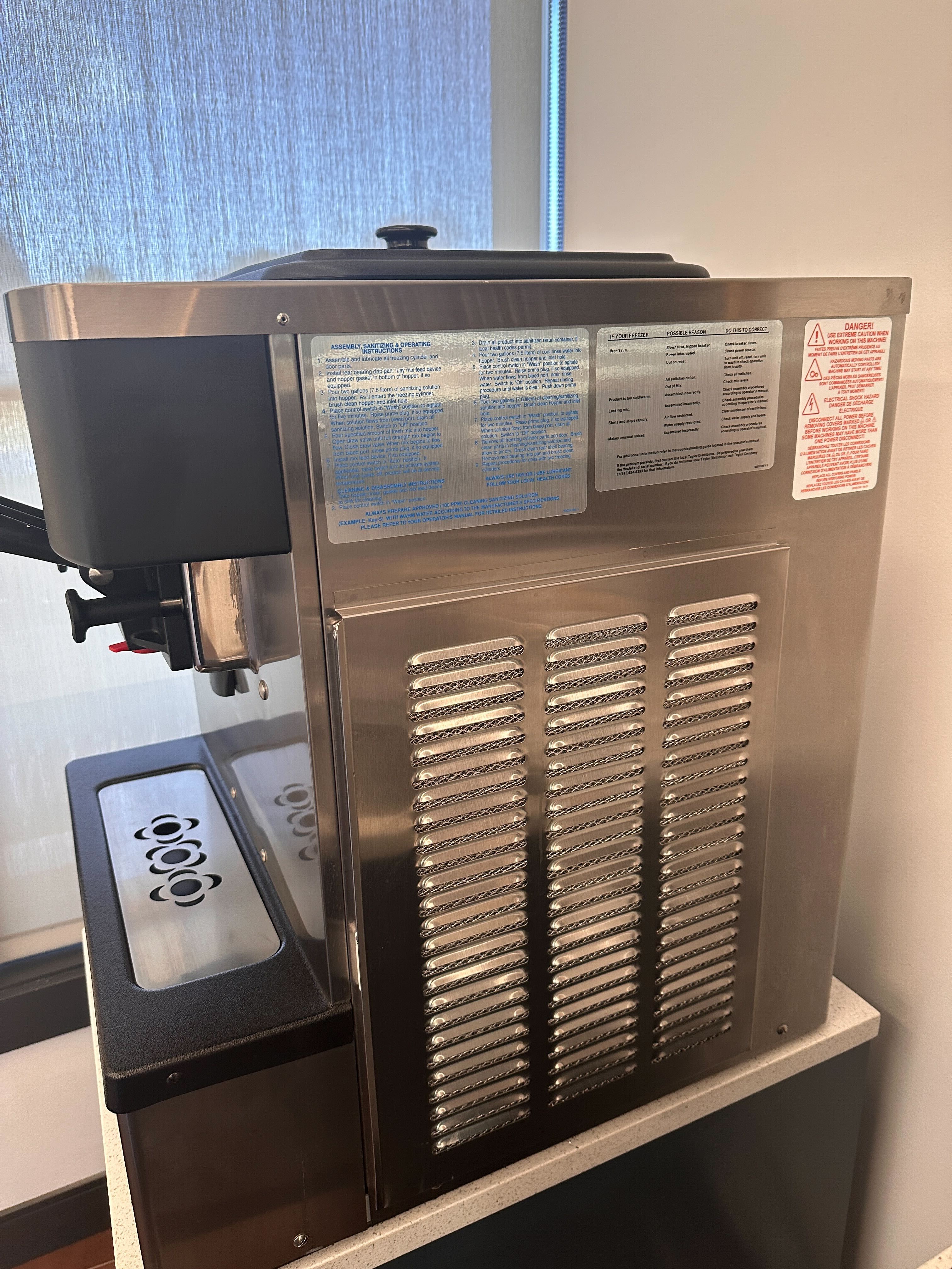 Taylor 2022 C161 1ph air (shipping is extra, check or wire payment only)