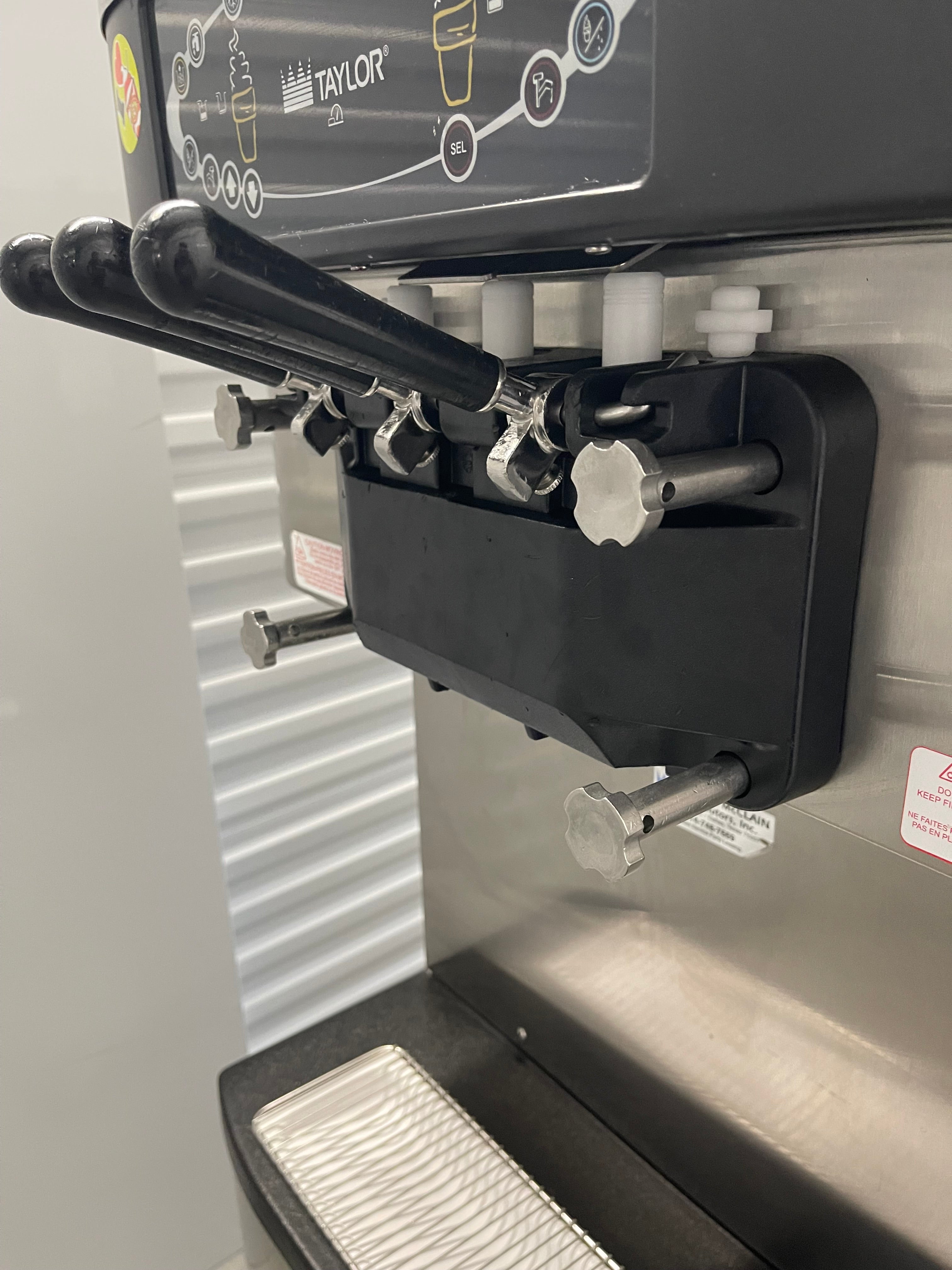 2022 Taylor C712-33 3 phase air cooled