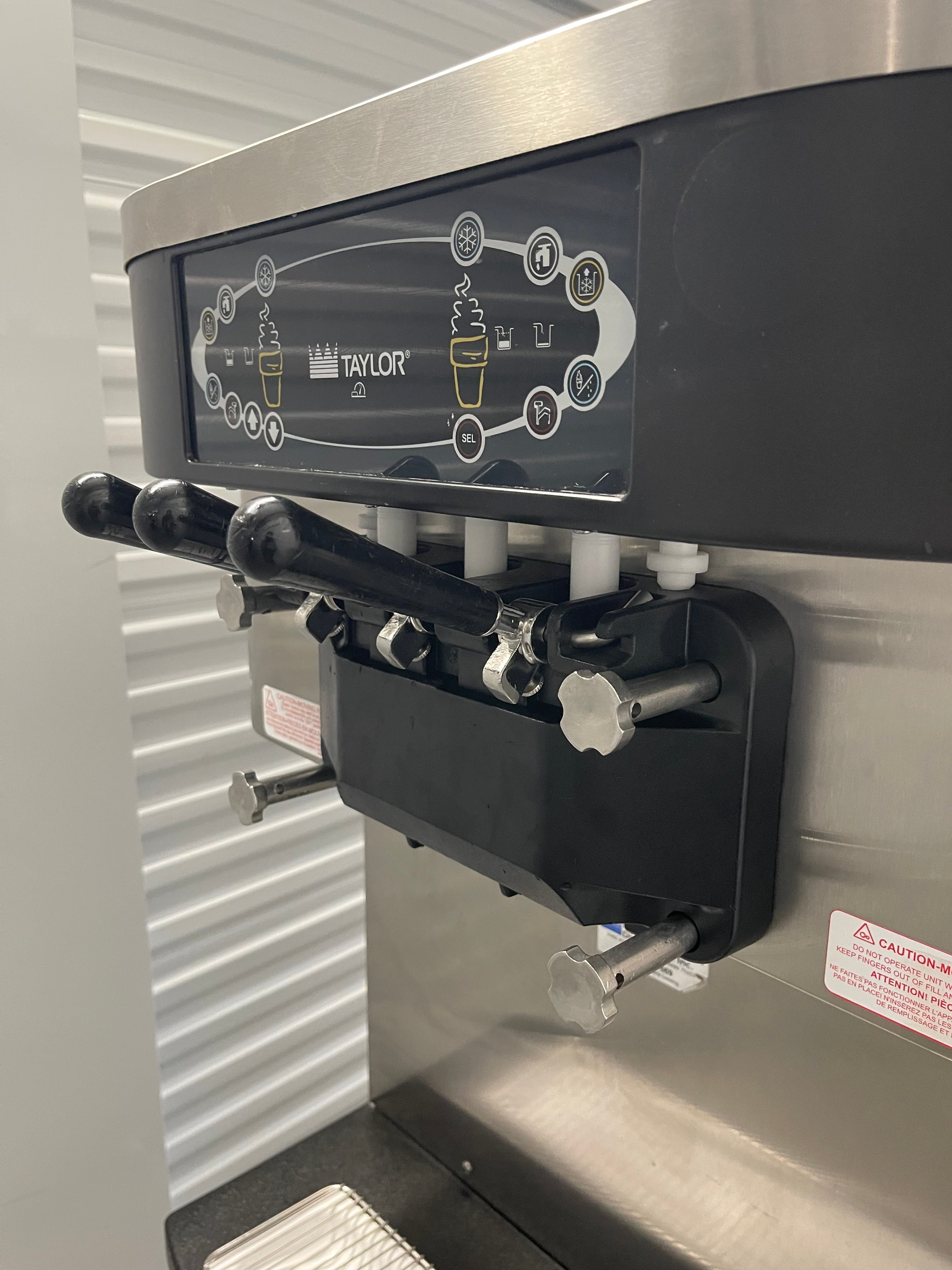 2022 Taylor C712-33 3 Phase air cooled