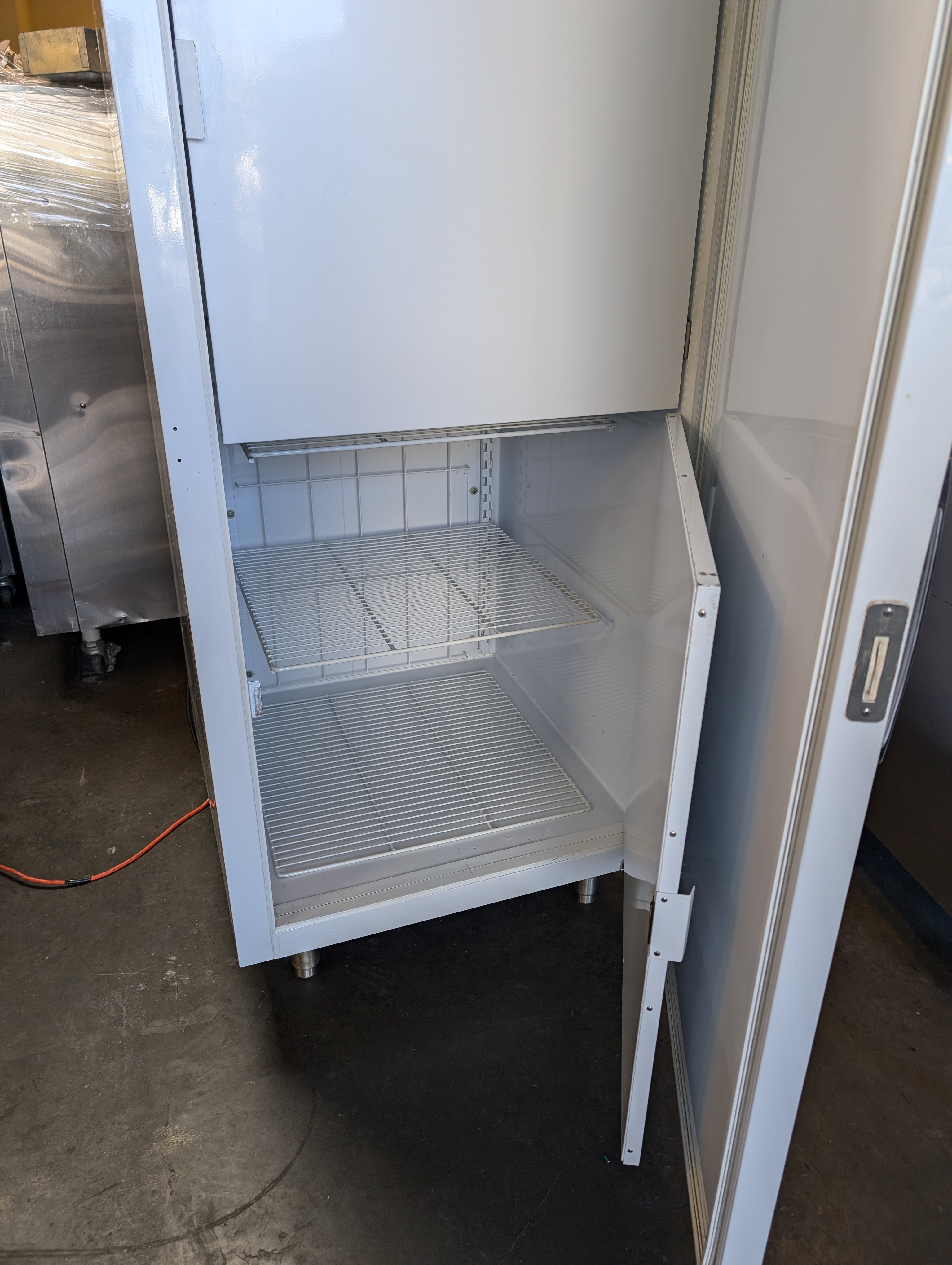 2016 Global T30HSP Ice Cream Hardening Cabinet (aka blast freezer)