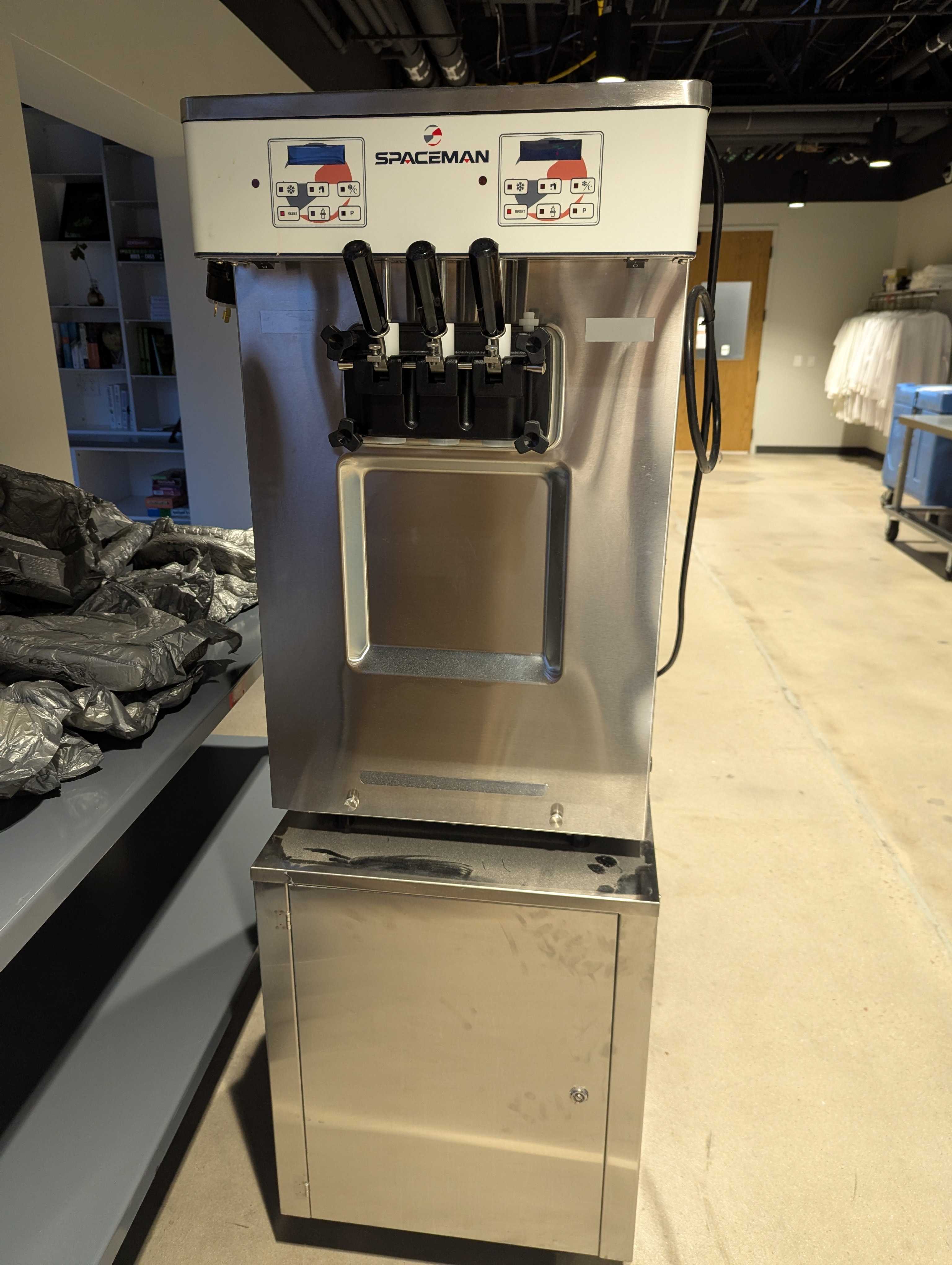 2022 Spaceman 6235-C 1 ph air