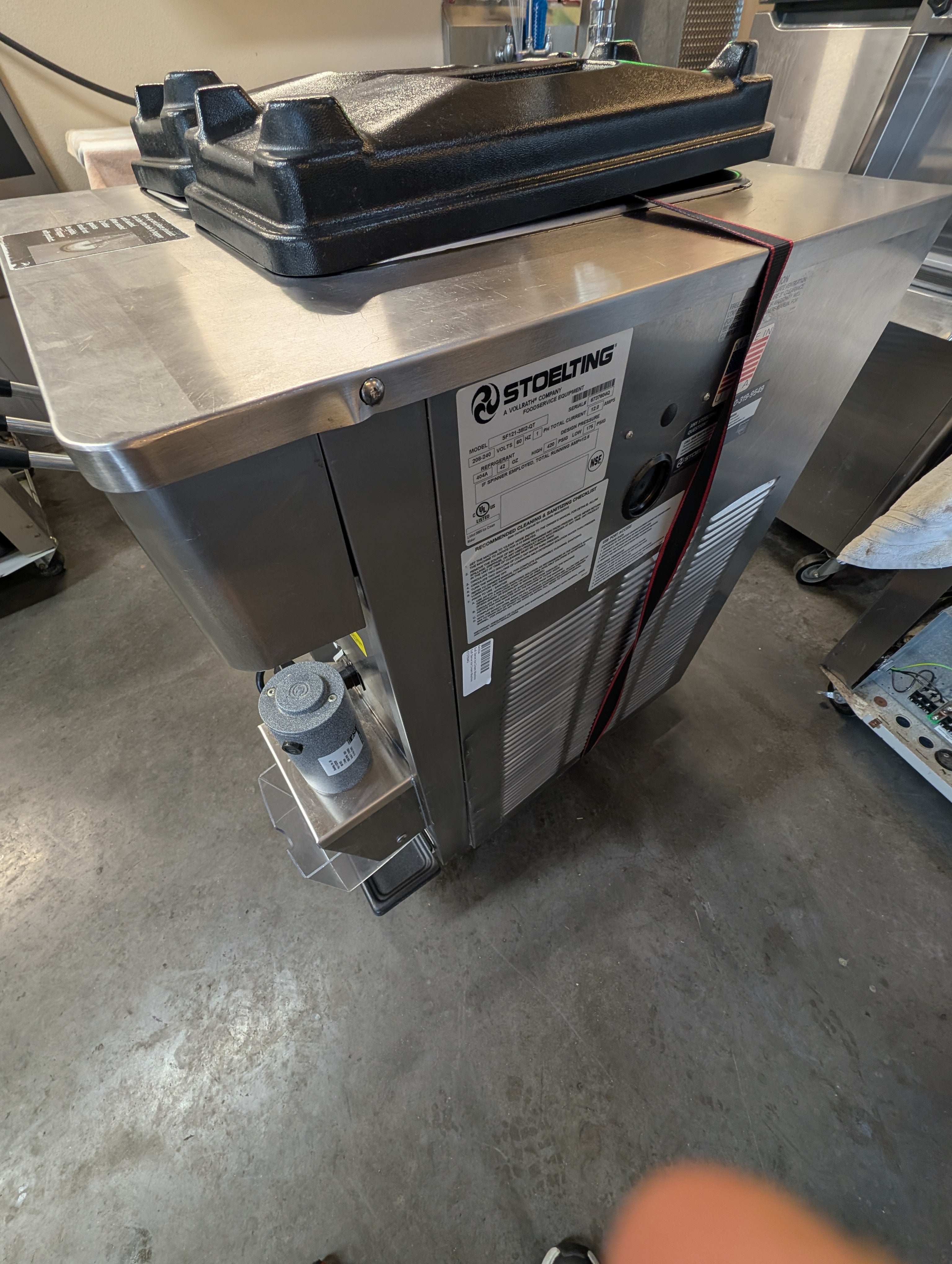 2017 Stoelting Milkshake & Soft Serve Combo Machine SF121-38i2