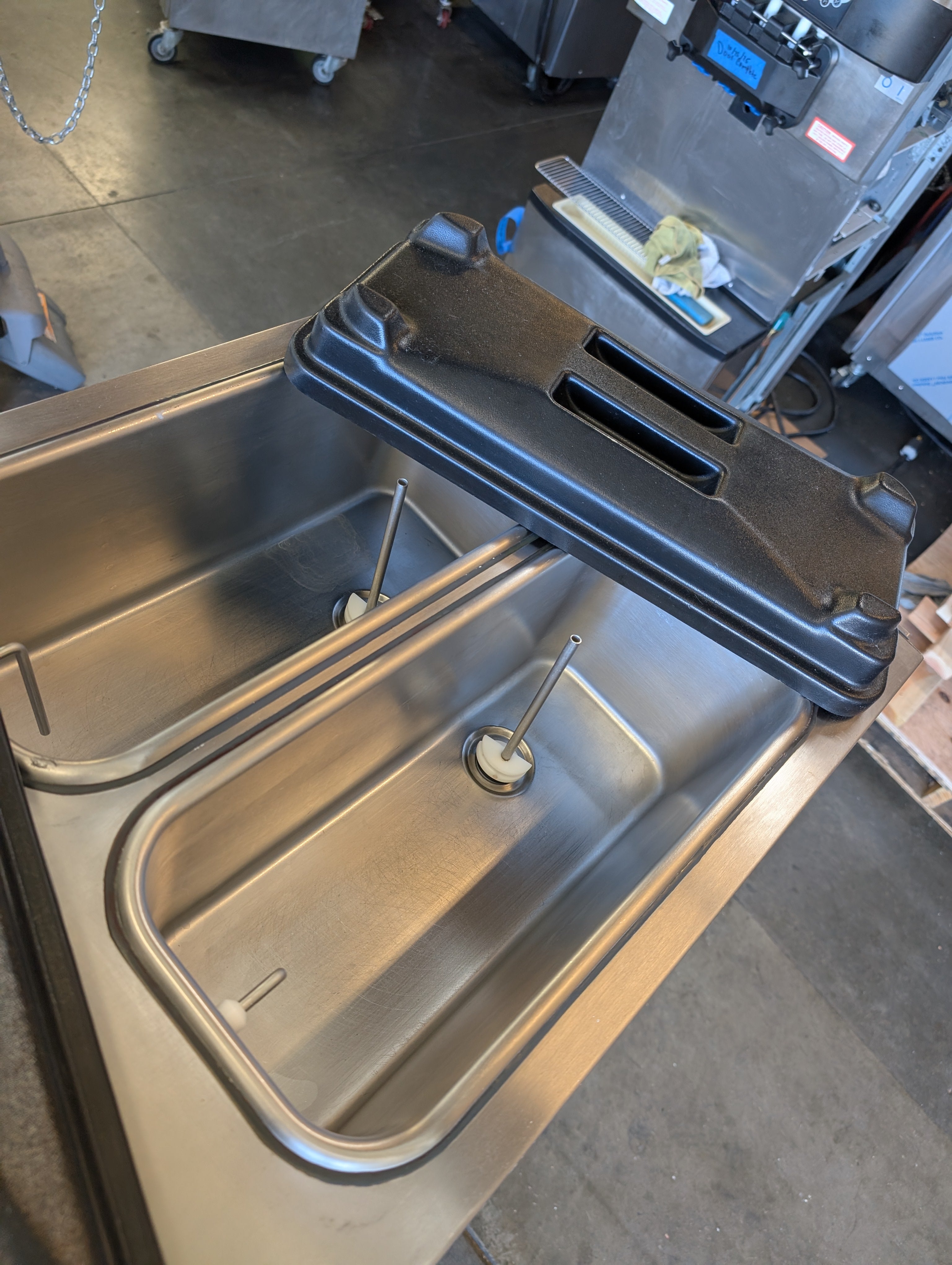 2018 Stoelting F231-3812P 1ph air refurbished