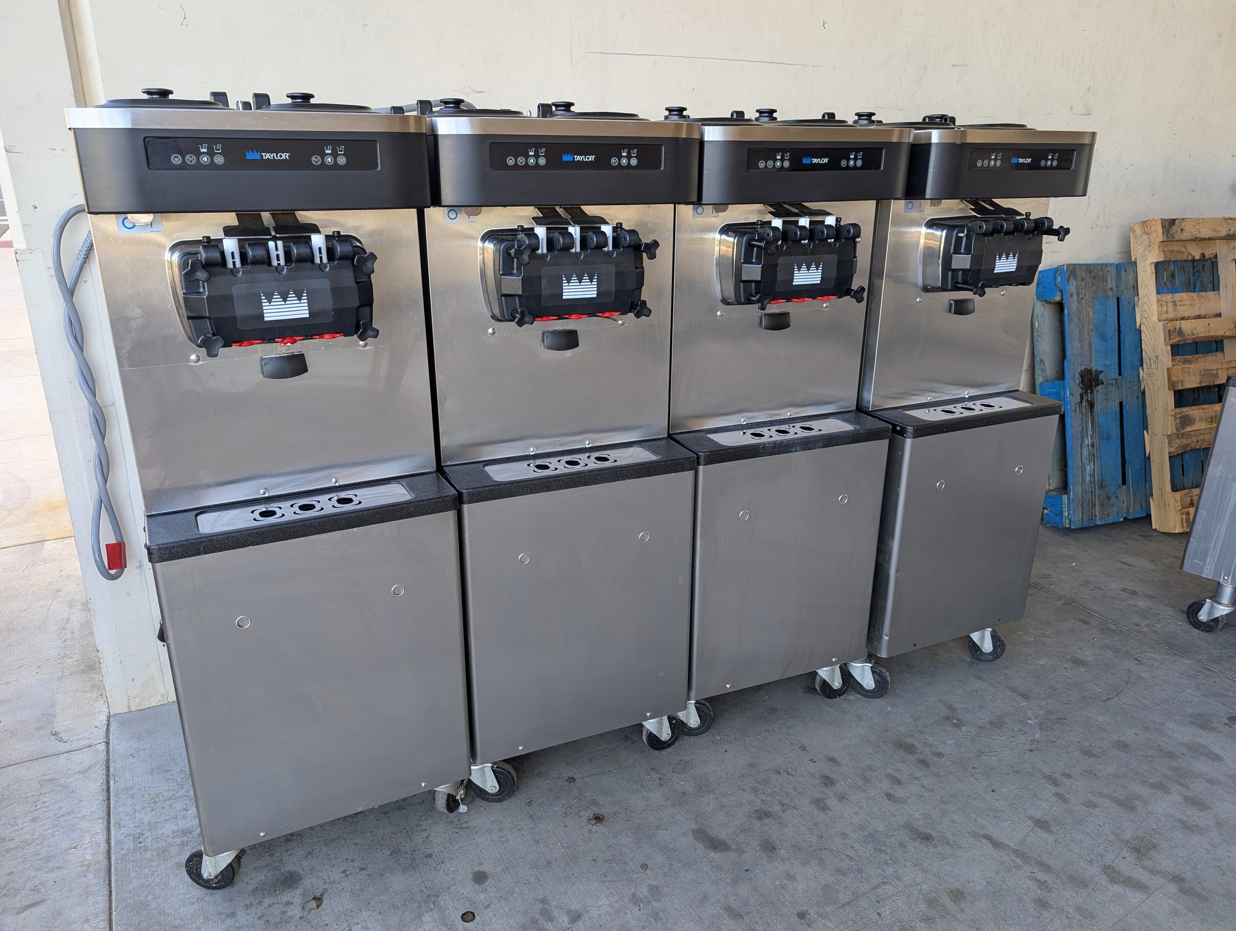 Package of Six (4) 2022 Taylor C791-33 3ph air cooled