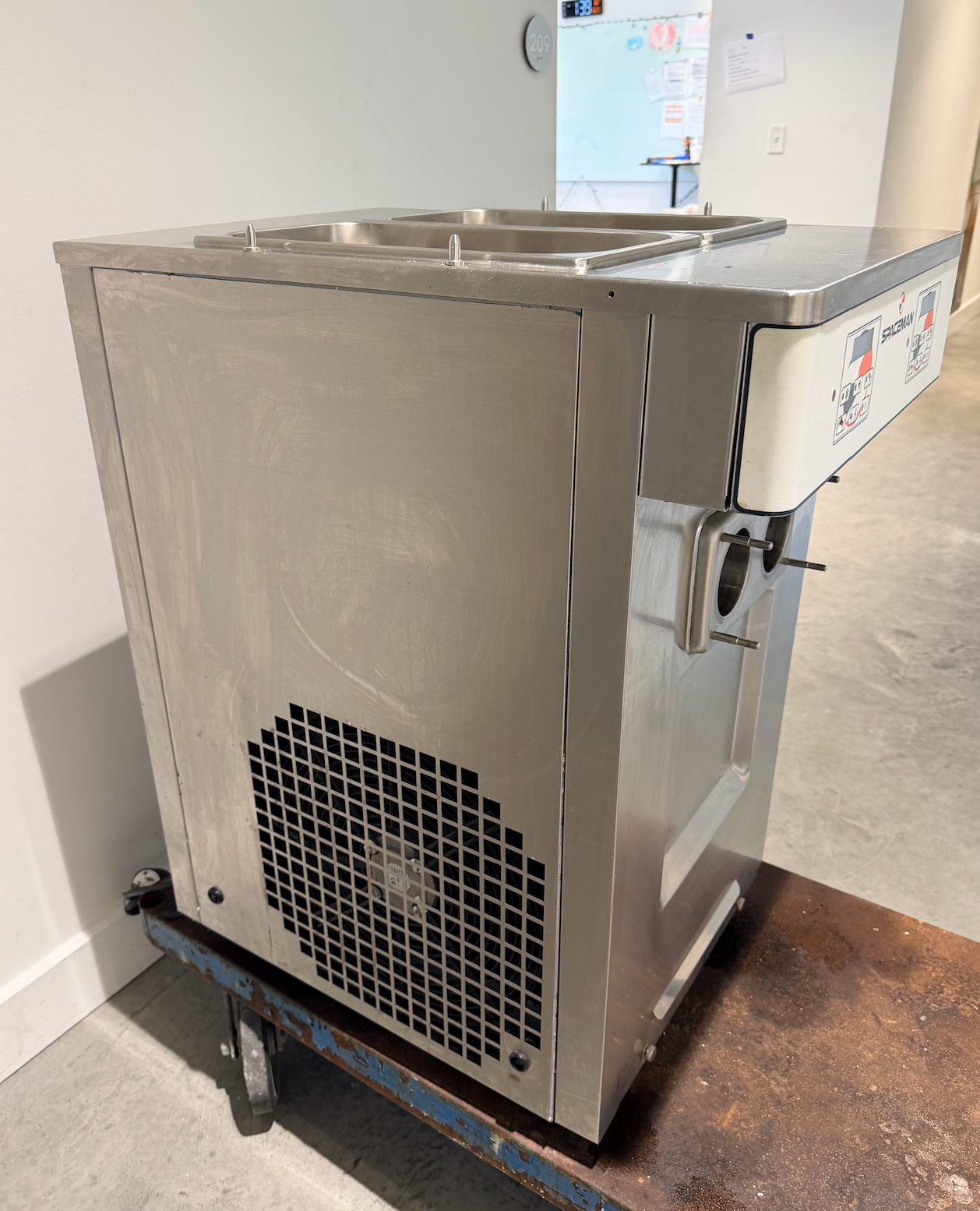 2021 Spaceman 6235-AC – Air Cooled – 1-Phase (220V) – SN: 211802