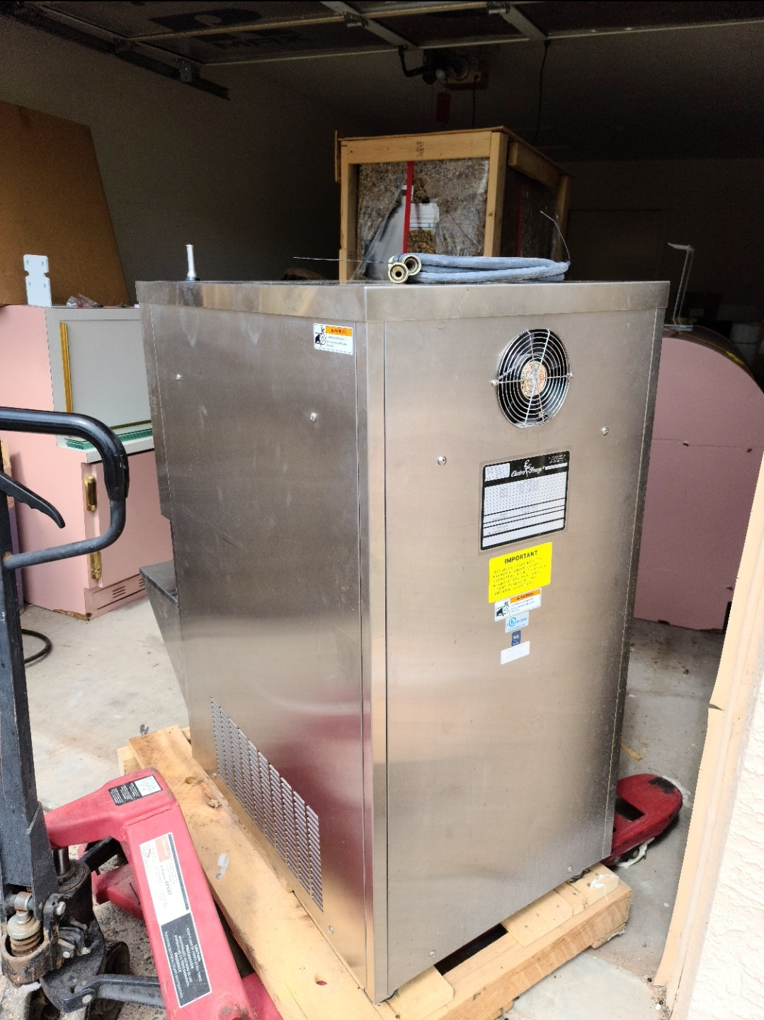 2015 Electrofreeze B12 1PH Water Batch Freezer barely used