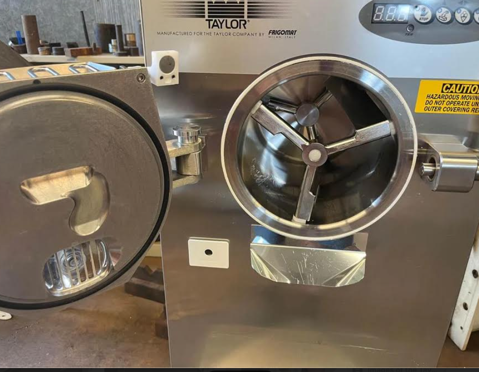 2008 Taylor C119 8.5qt Batch Freezer Single Phase Air Cooled