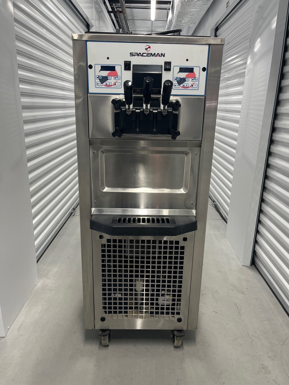 Three Machine Froyo Store Package - Spaceman 6250 1ph air