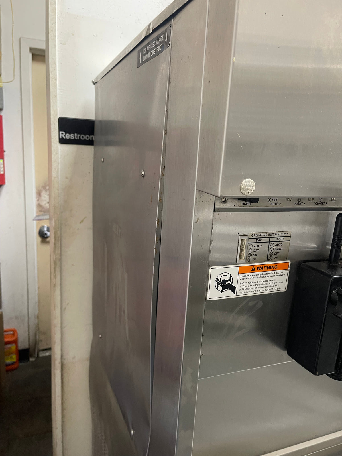 2011 Electro Freeze 99T-RMT-132 – Water Cooled – 3-Phase (220V) – SN: B2Q725