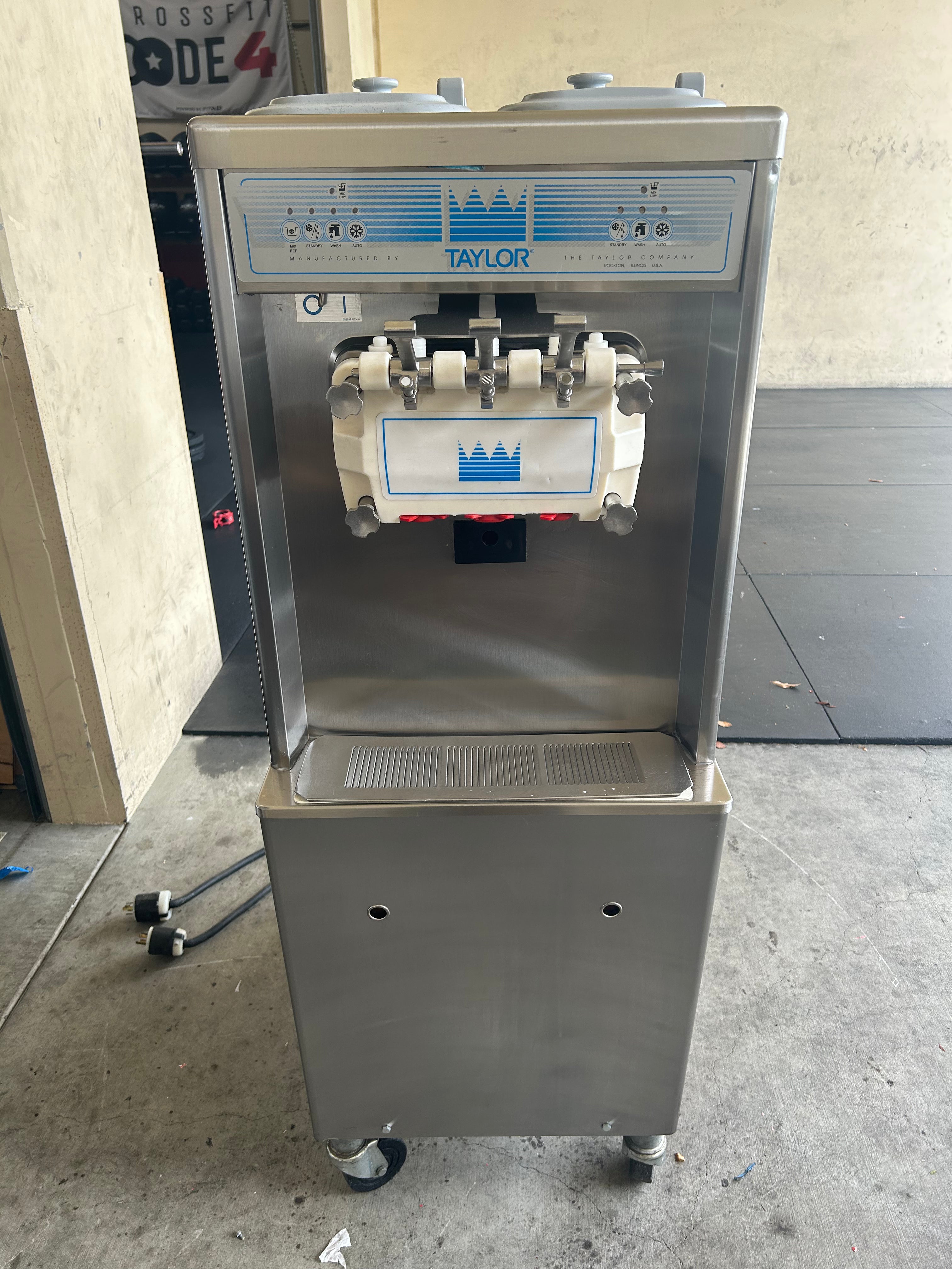 2015 Taylor 794-33 3ph Air Cooled