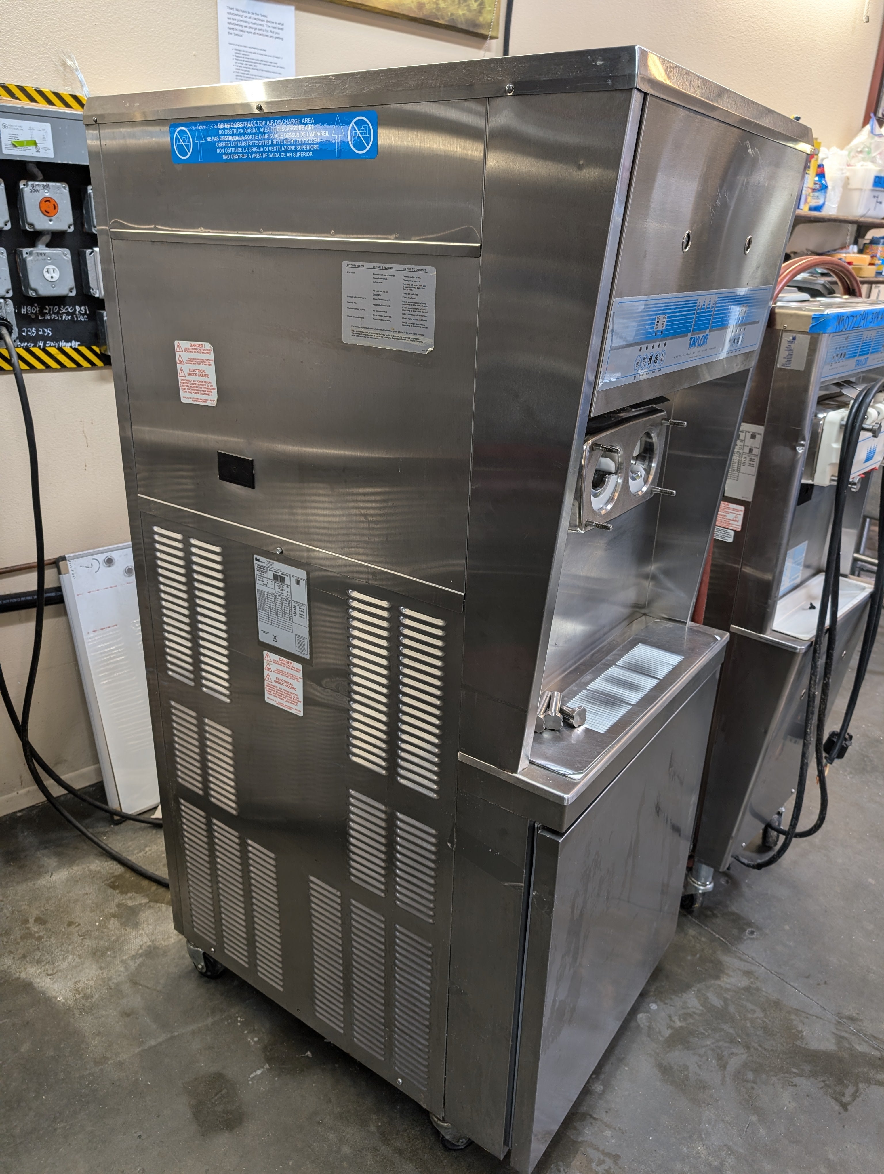 Refurbished 2009 Taylor 8756-33 3ph air cooled