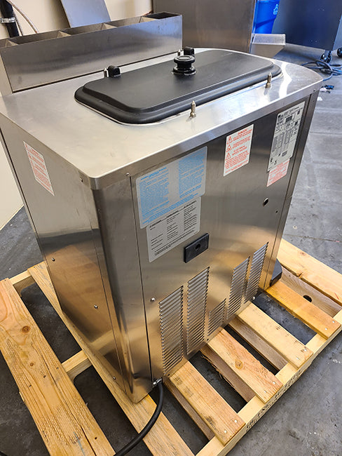 USED Taylor C707 2014 1ph air w/ Warranty