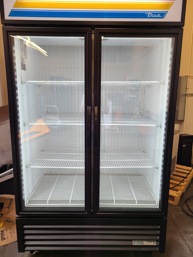 2018 TRUE GDM-43F Freezer
