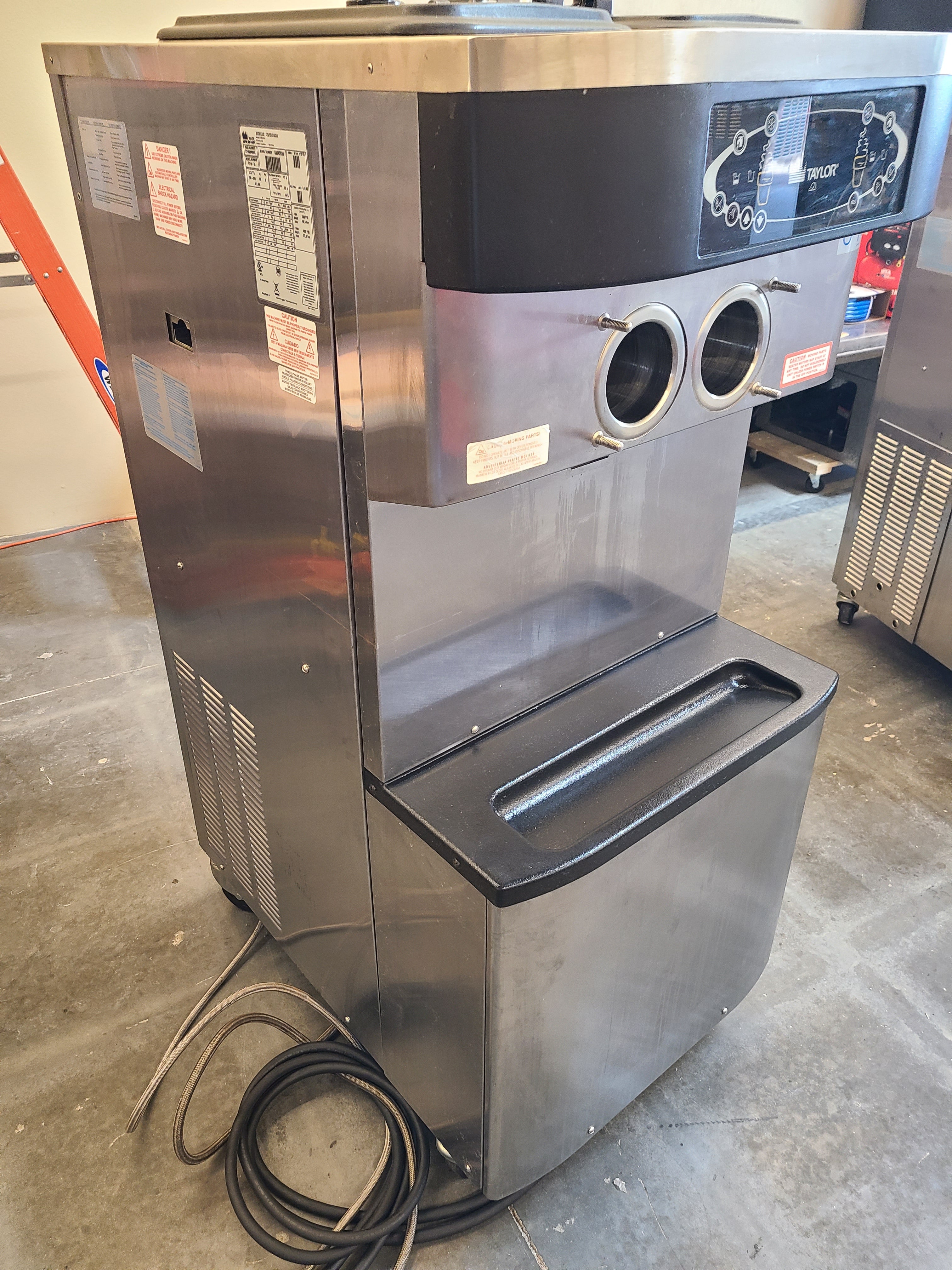 2008 Taylor C713 3PH Water Cooled w/ Warranty