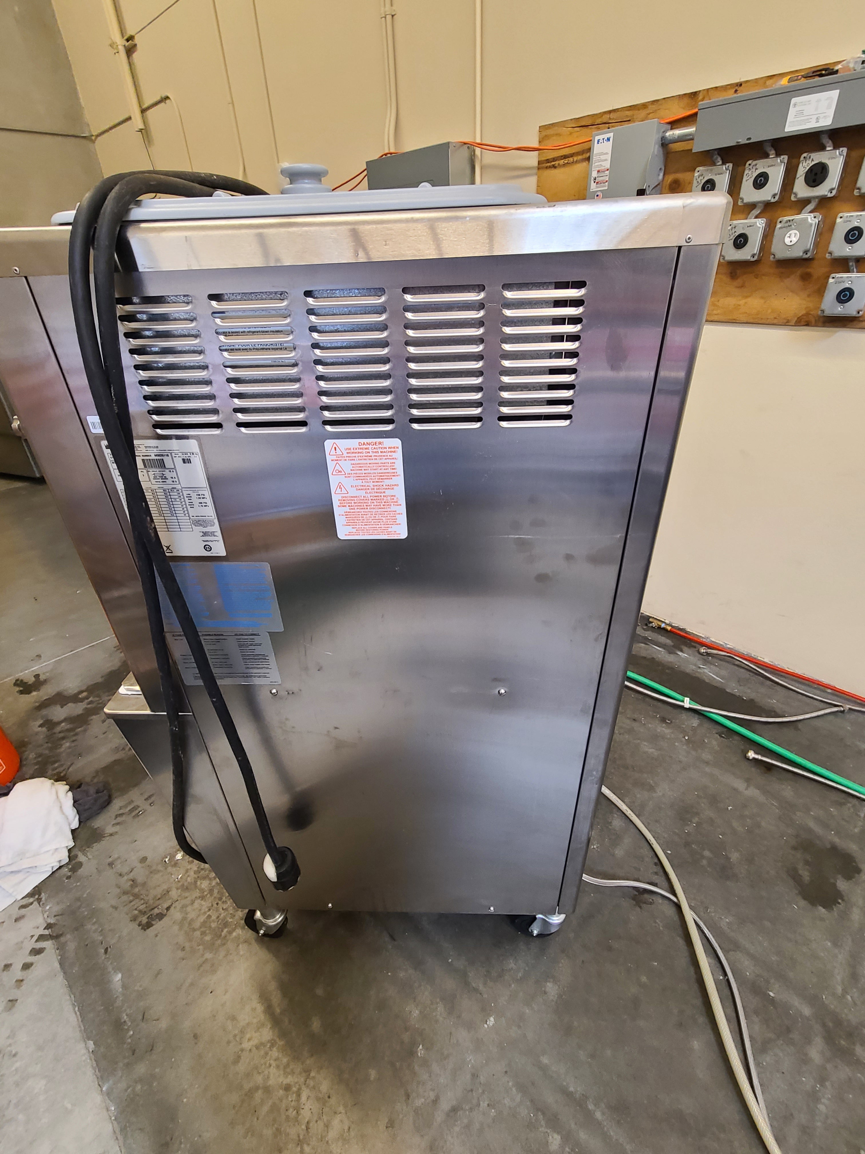 2019 Taylor 794-33 3PH Water cooled