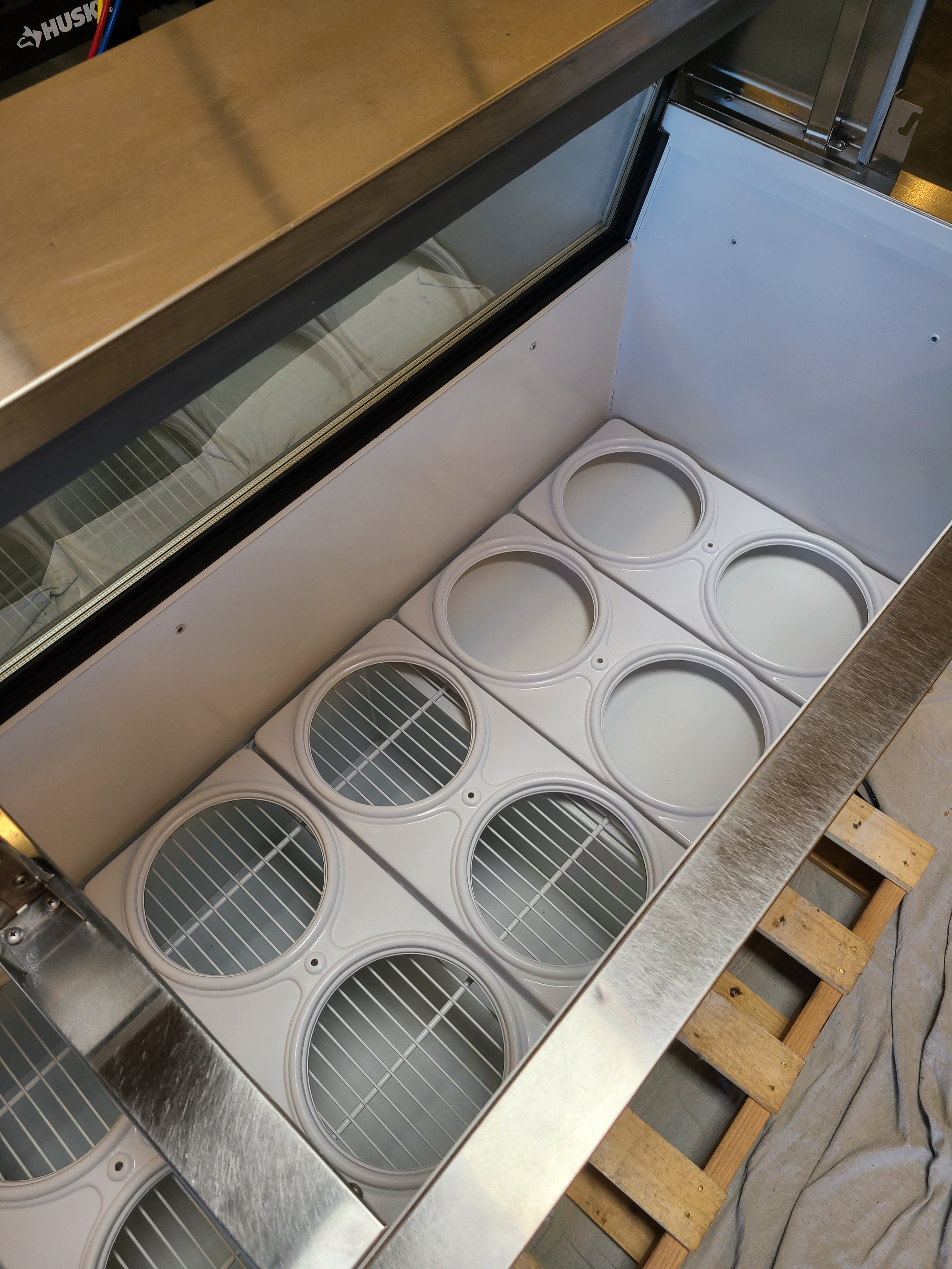 Refurbished 2015 Norlake 16 Flavor Dipping Cabinet