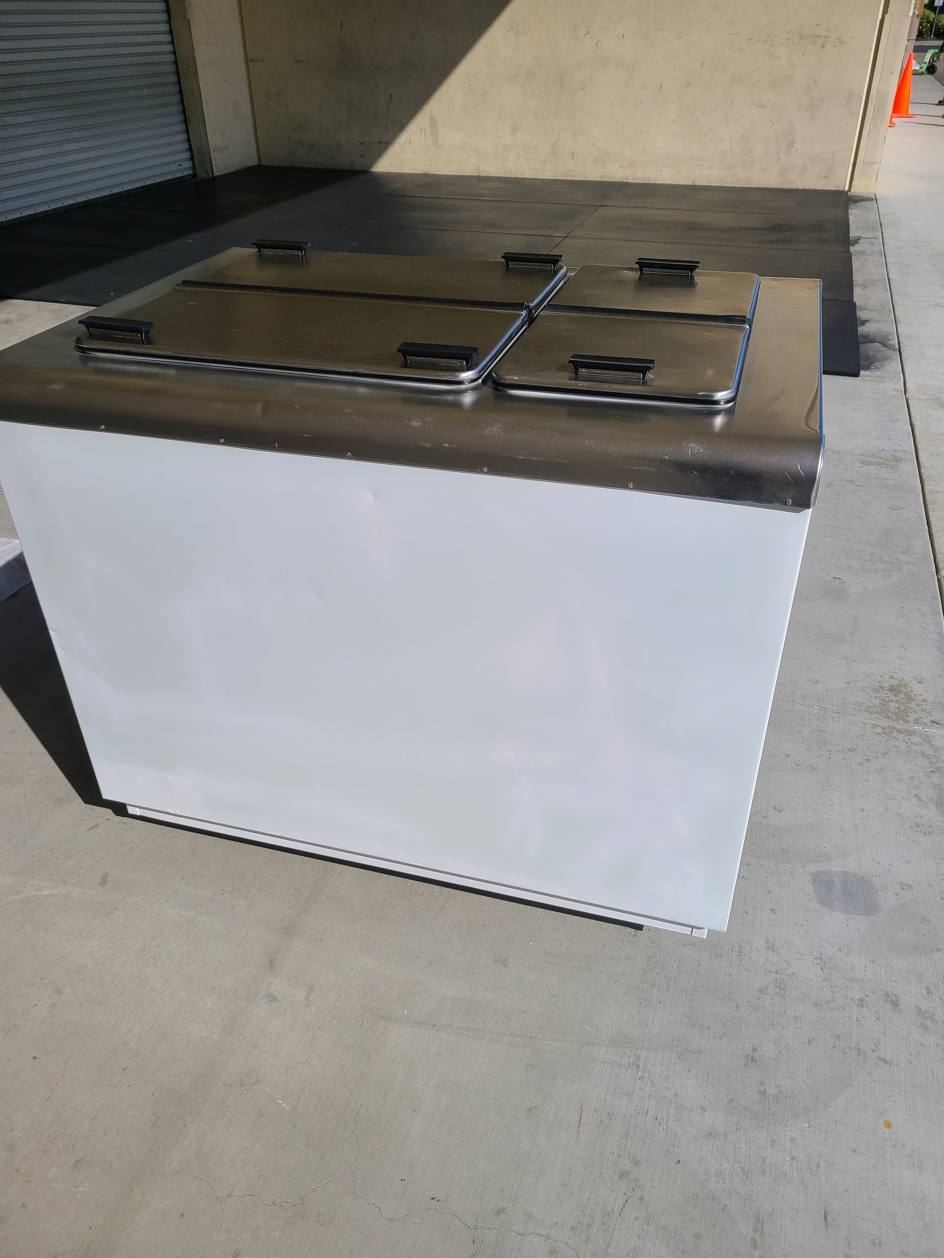 6DF Global Kelvinator Conventional Dipping Cabinet