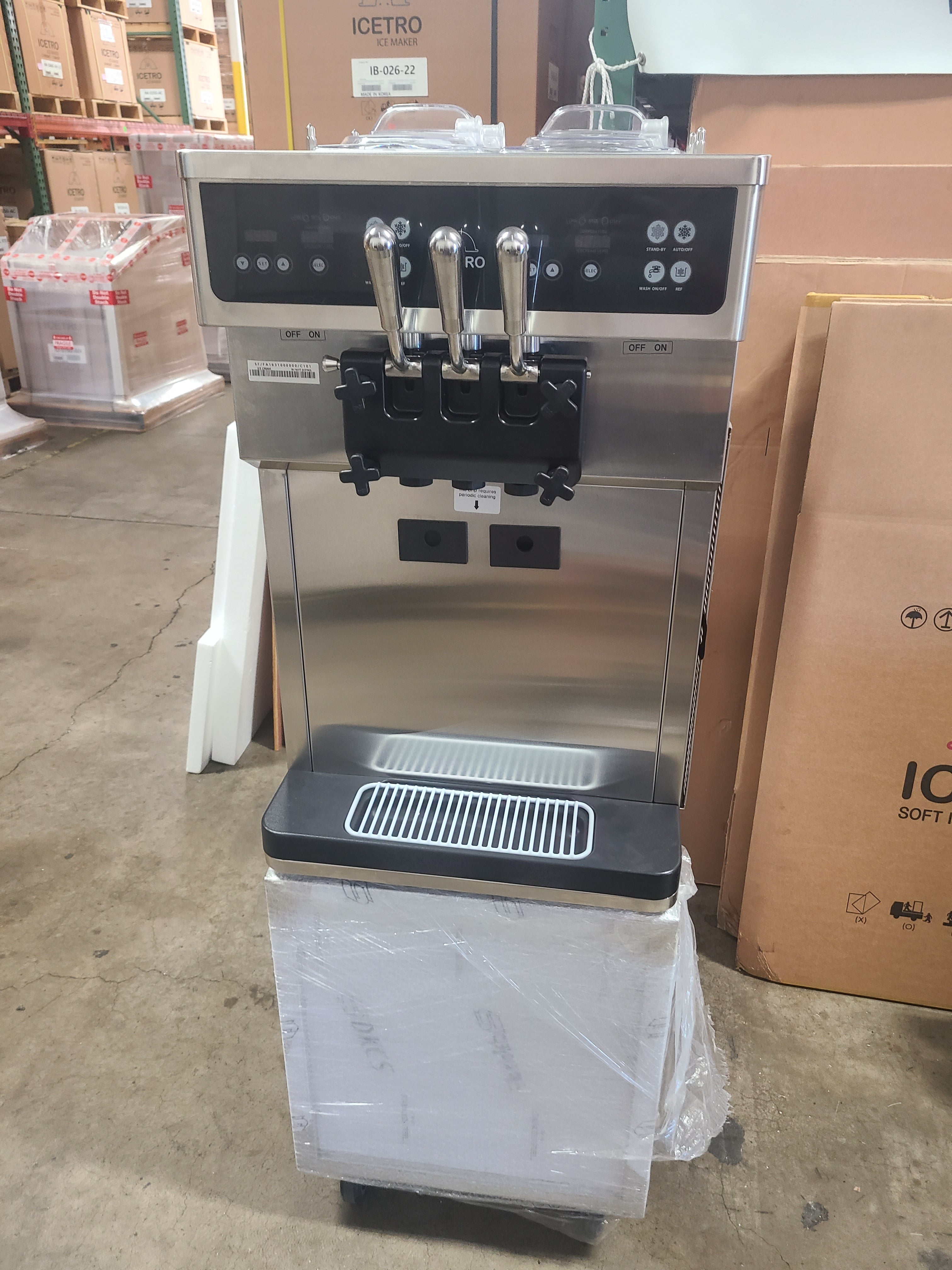 Icetro ISI-163TT Dual Flavor Twist Countertop Machine