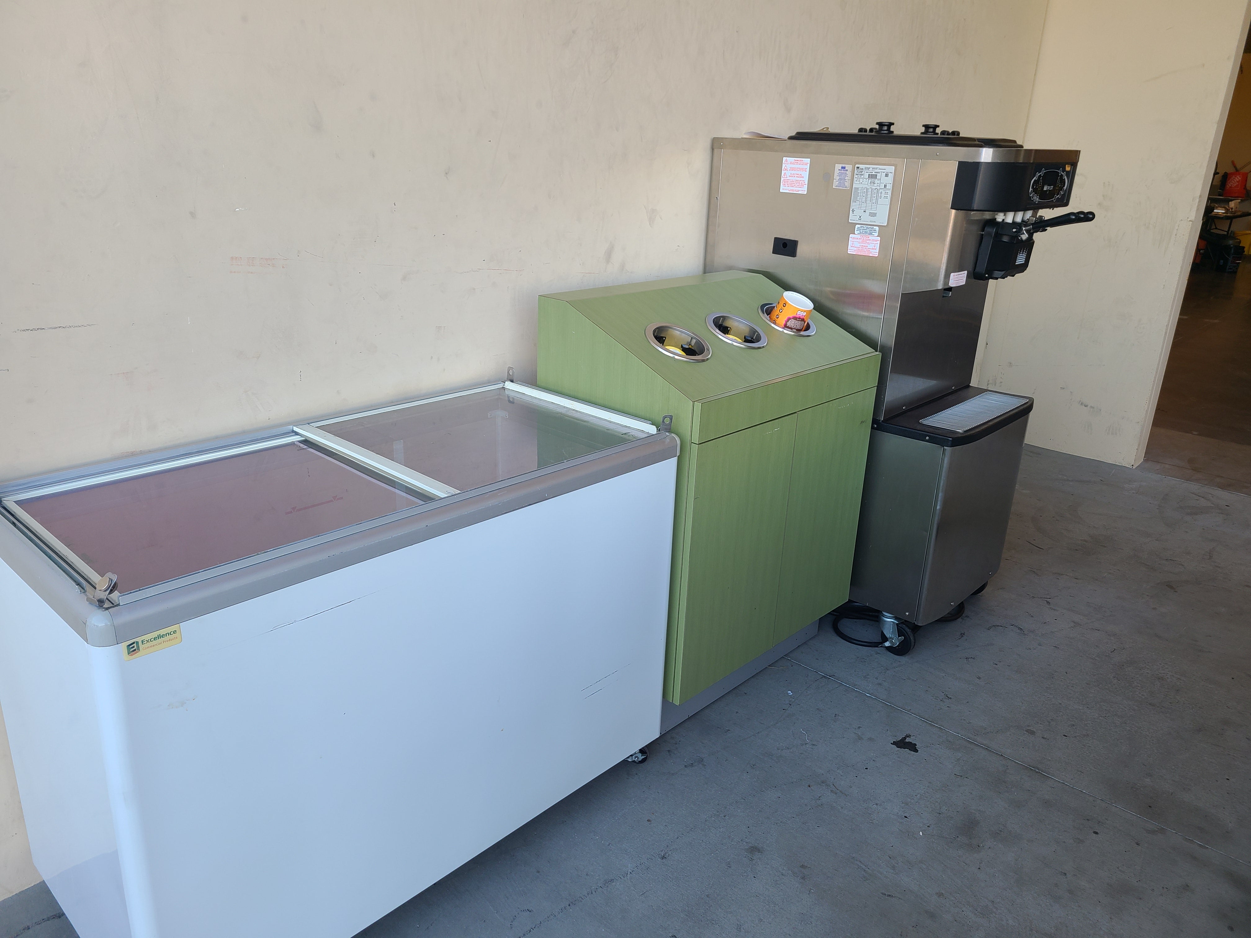 $10k Used Ice Cream Store Package