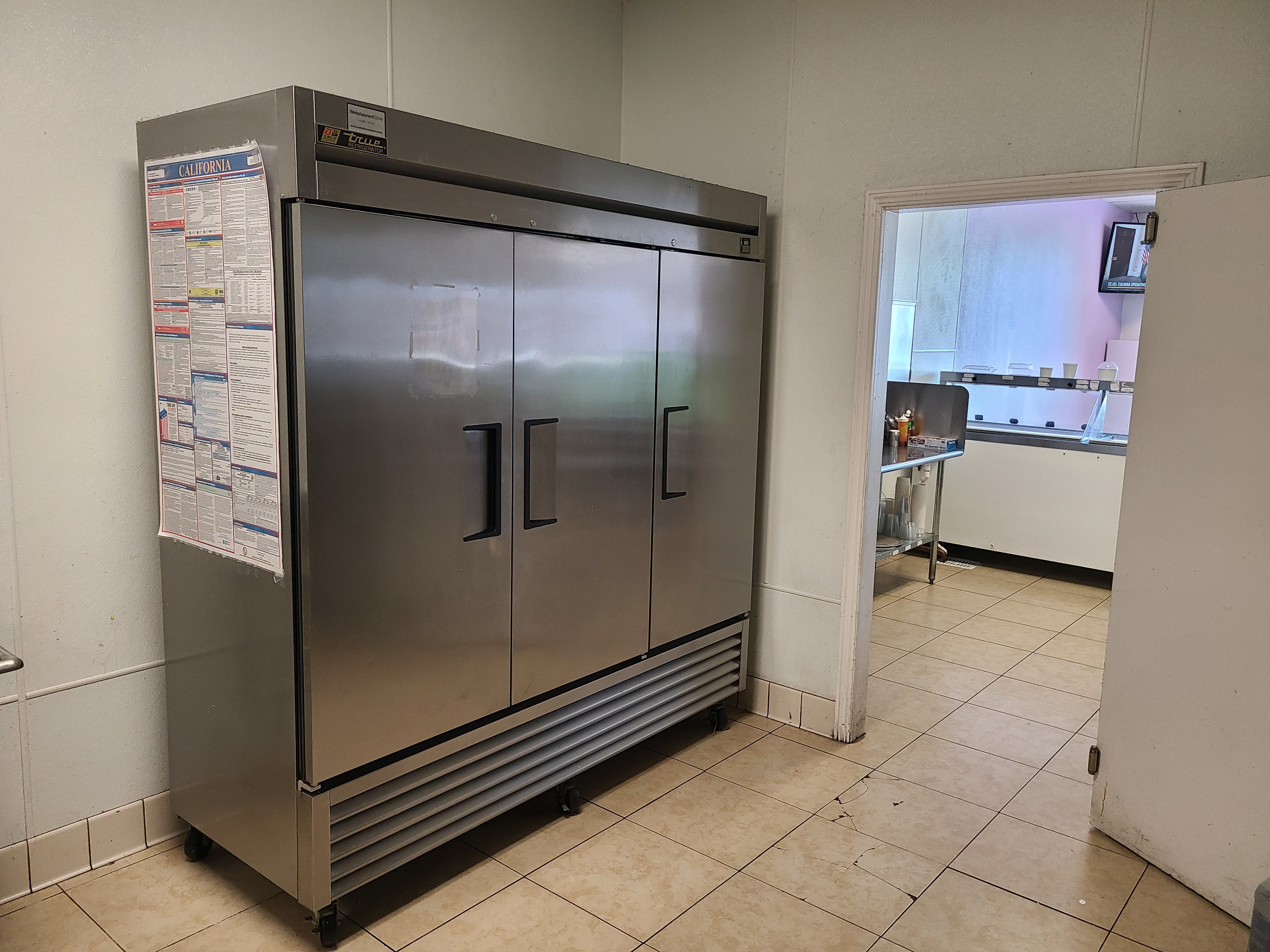 2016 True TS-72 3 door refrigerator