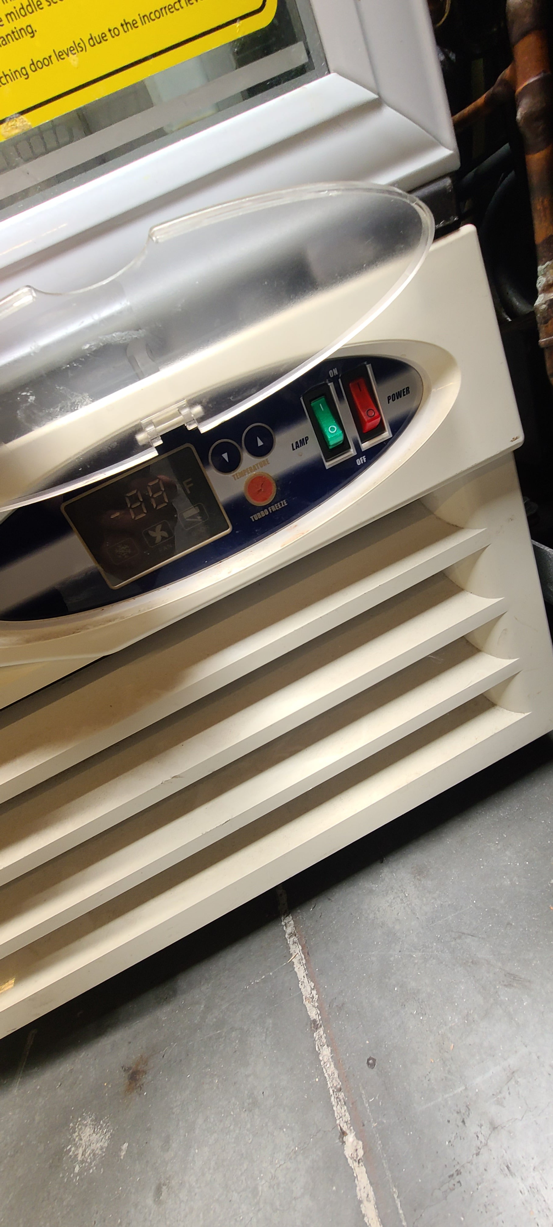 2015 TGF-23F 1 door glass front freezer Turbo Air