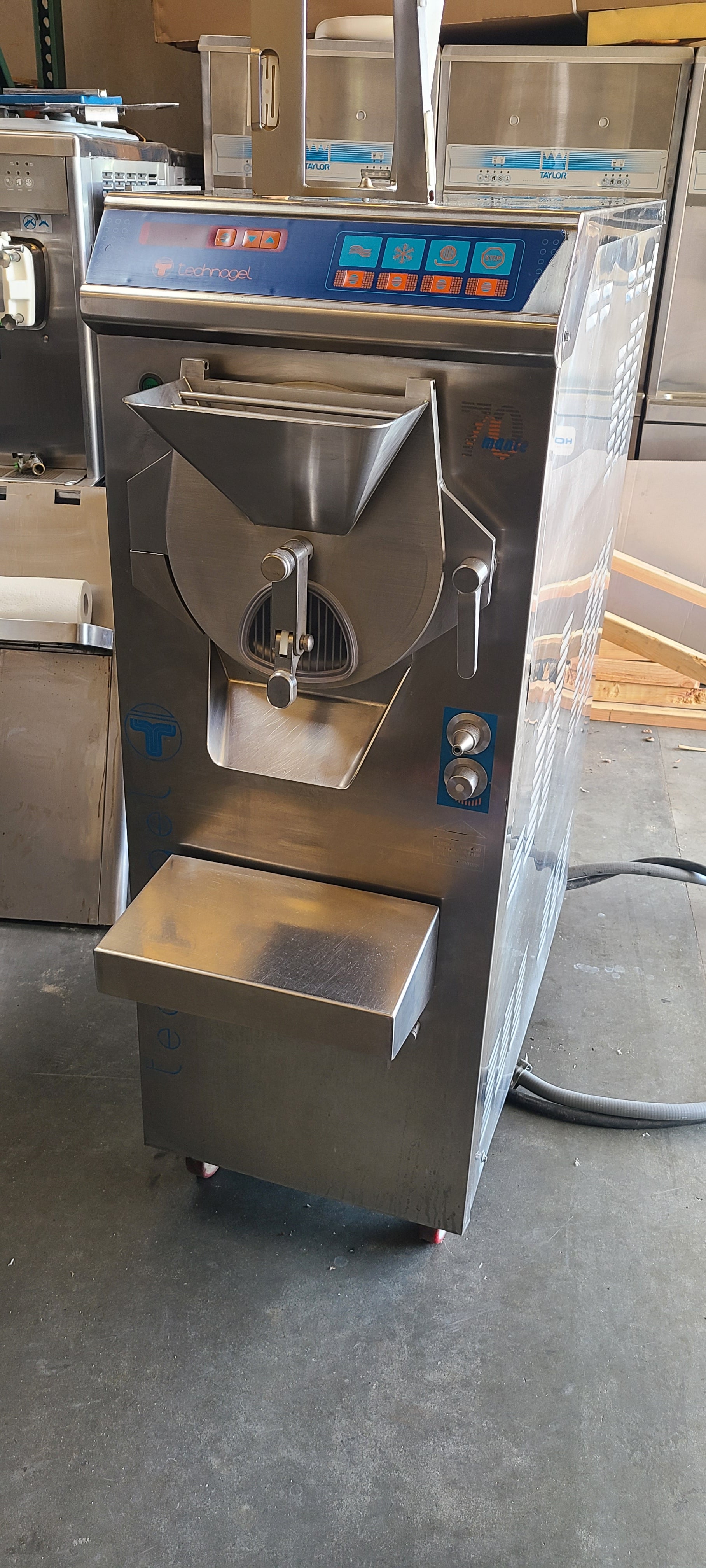 2011 Mantagel 70 Technogel Batch Freezer 3ph water w/ Warranty