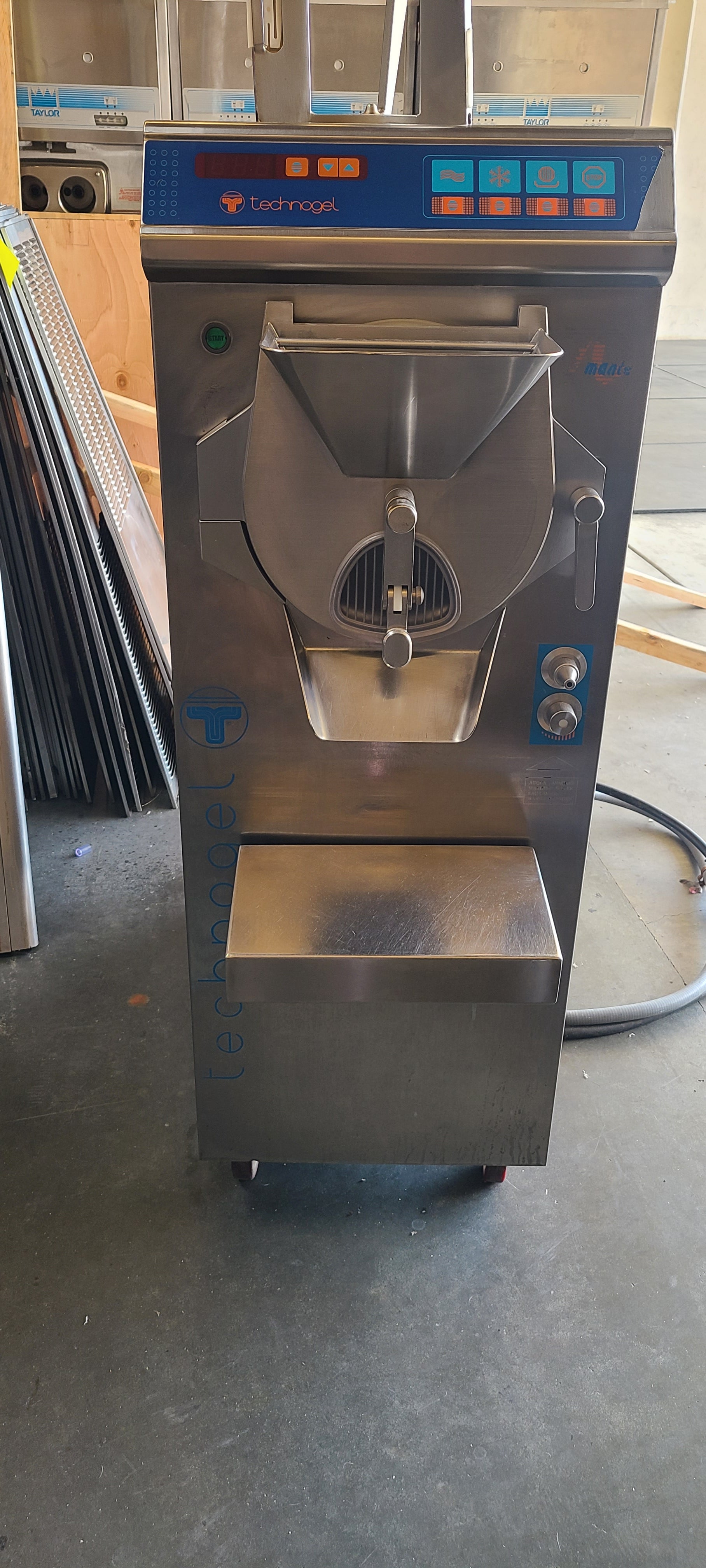 2011 Mantagel 70 Technogel Batch Freezer 3ph water w/ Warranty