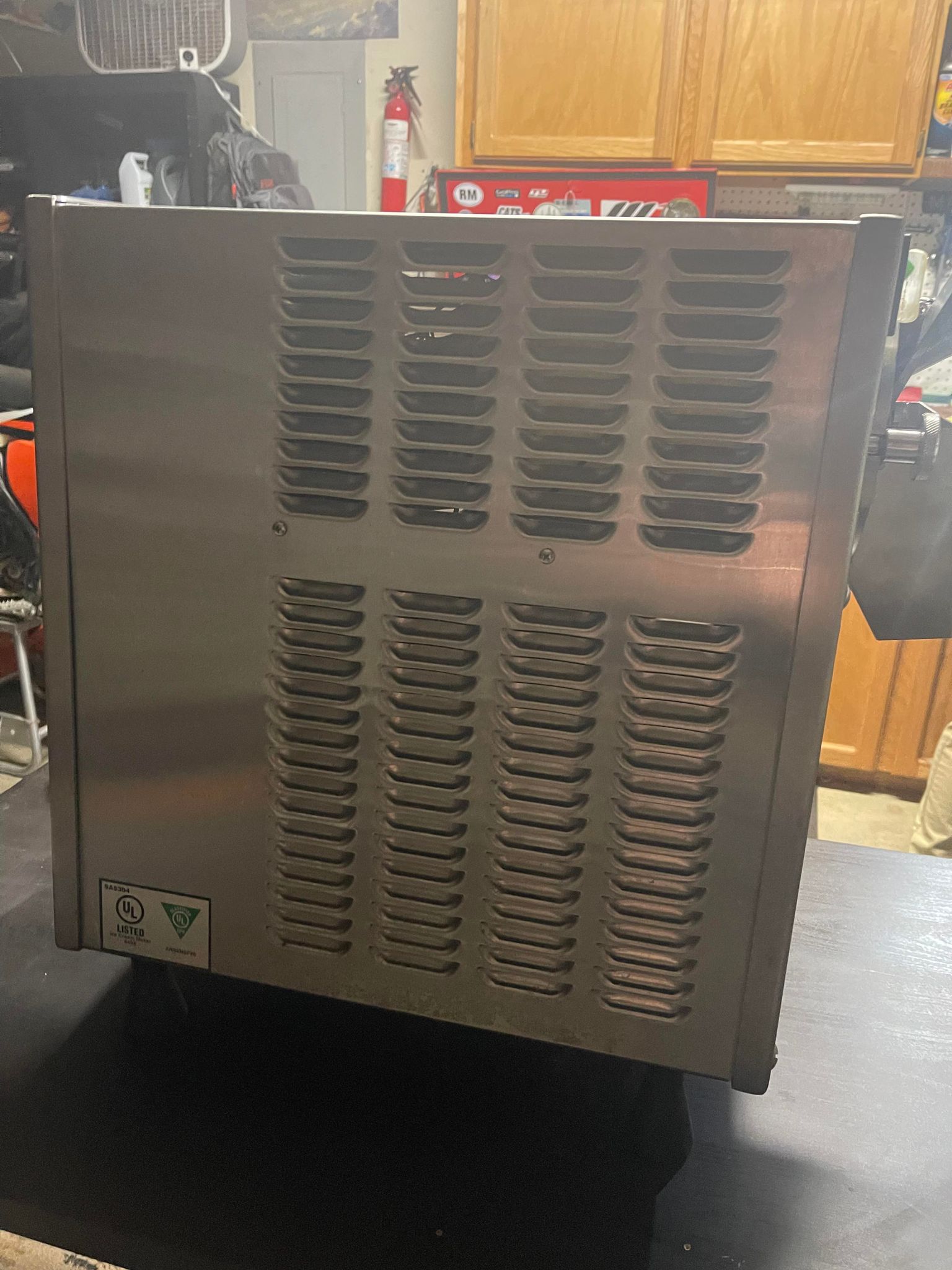 Used Emery Thompson CB200 3 qt batch 115V