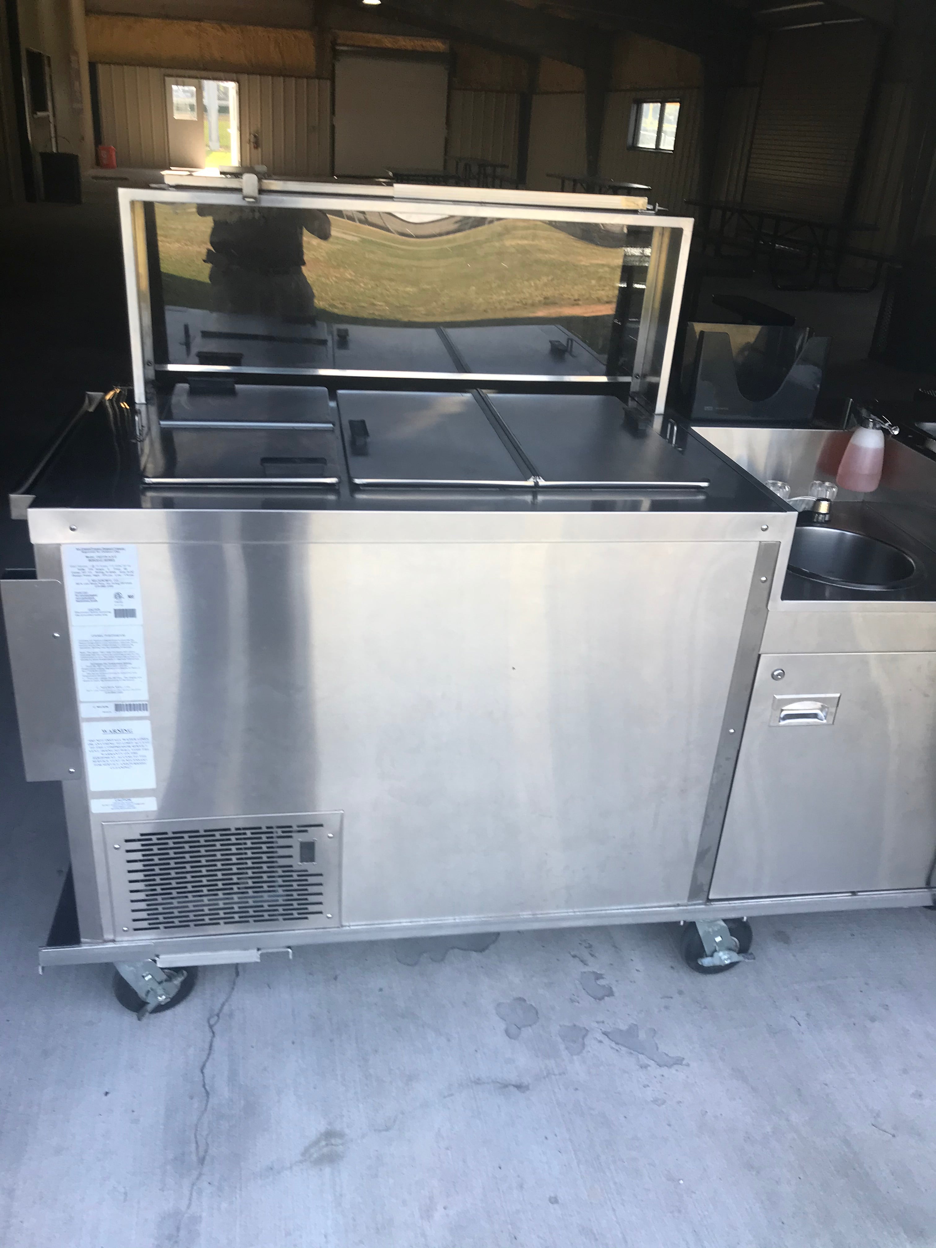 2017 Used Nelson BD6-CE-07 Cold Plate Push Cart with Sinks