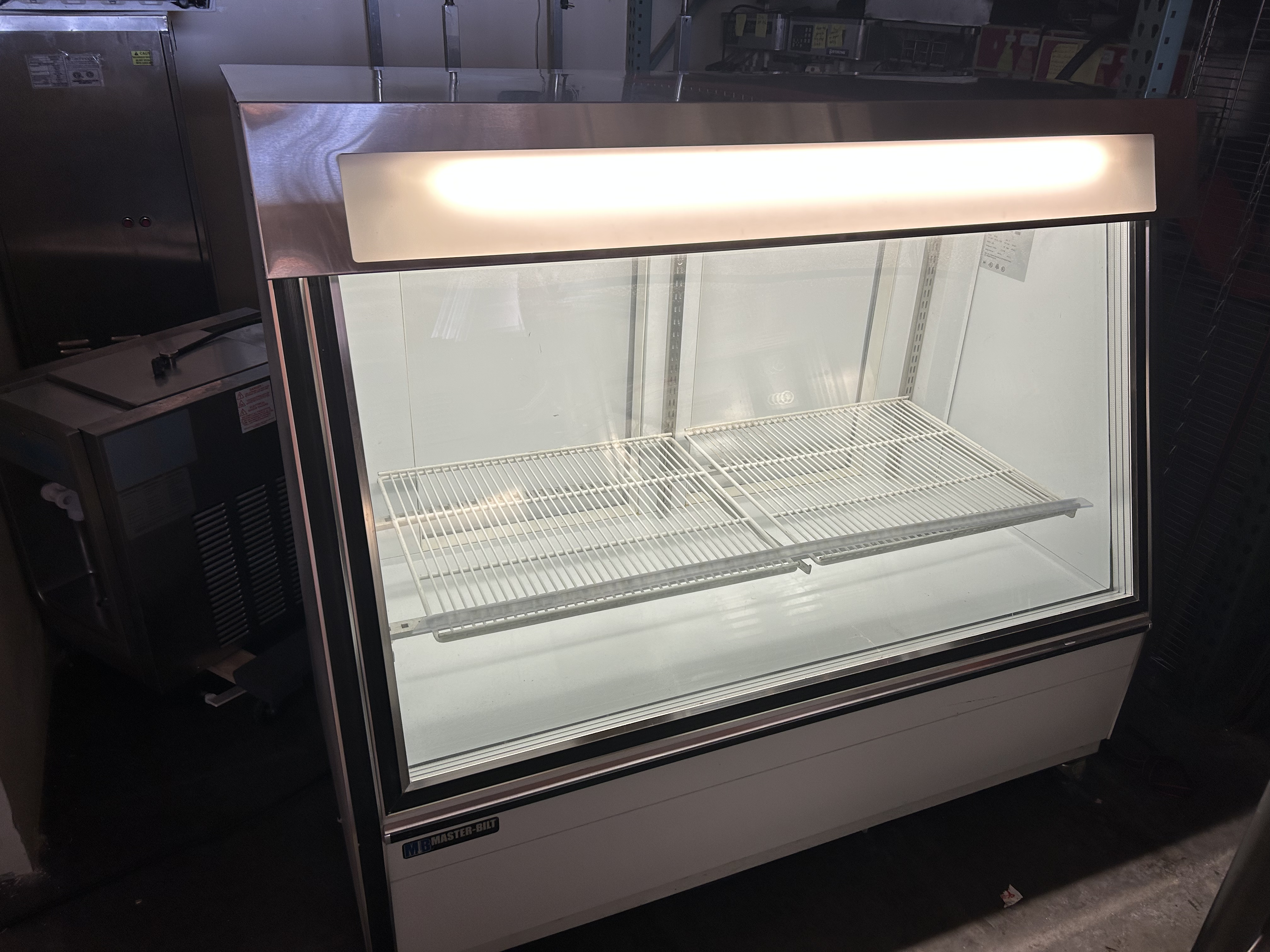 Used Master-Bilt FIP-50 Ice Cream Cake Display Freezer