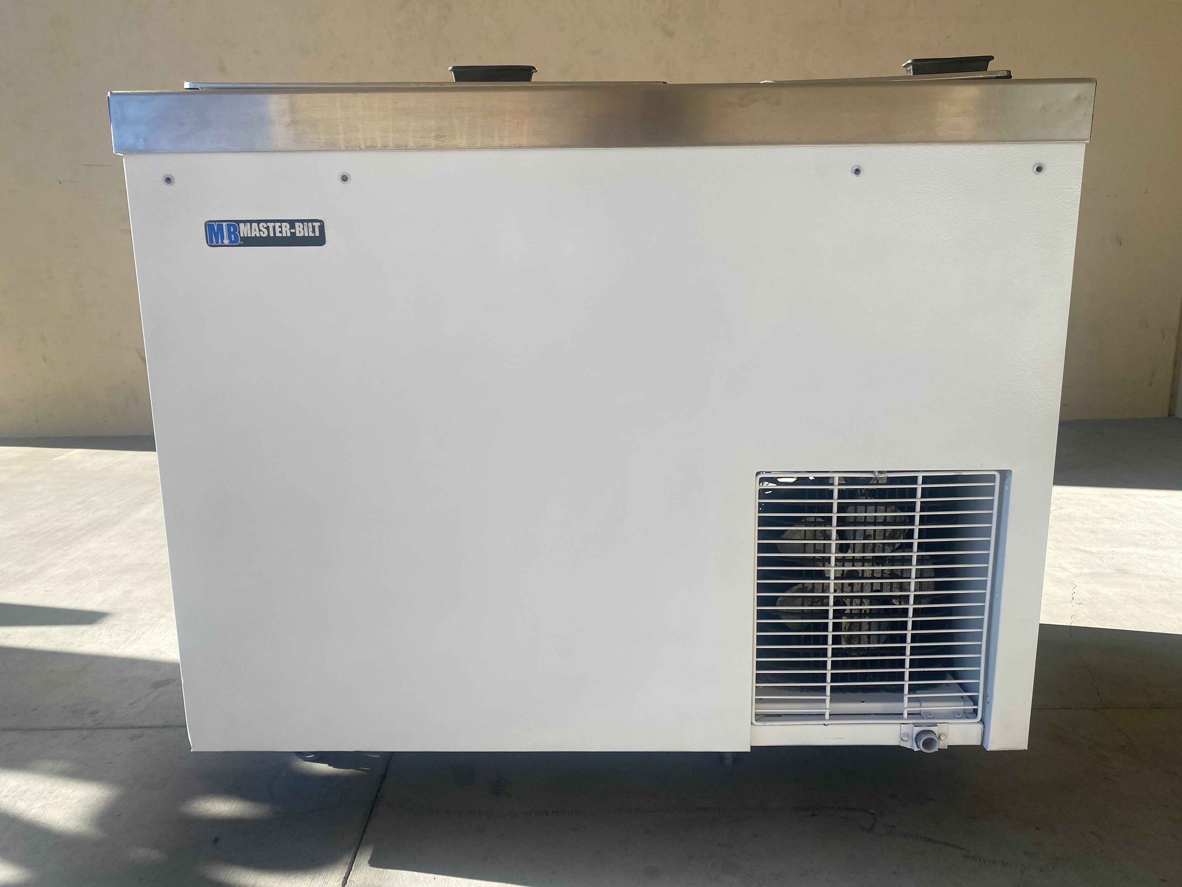 DC-6D Master-Bilt Ice Cream Dipping Cabinet