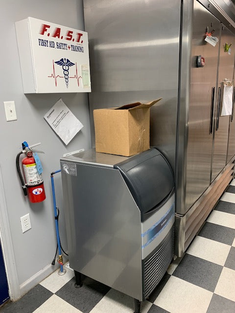 Full Froyo Store SIX (6) Taylor Machines