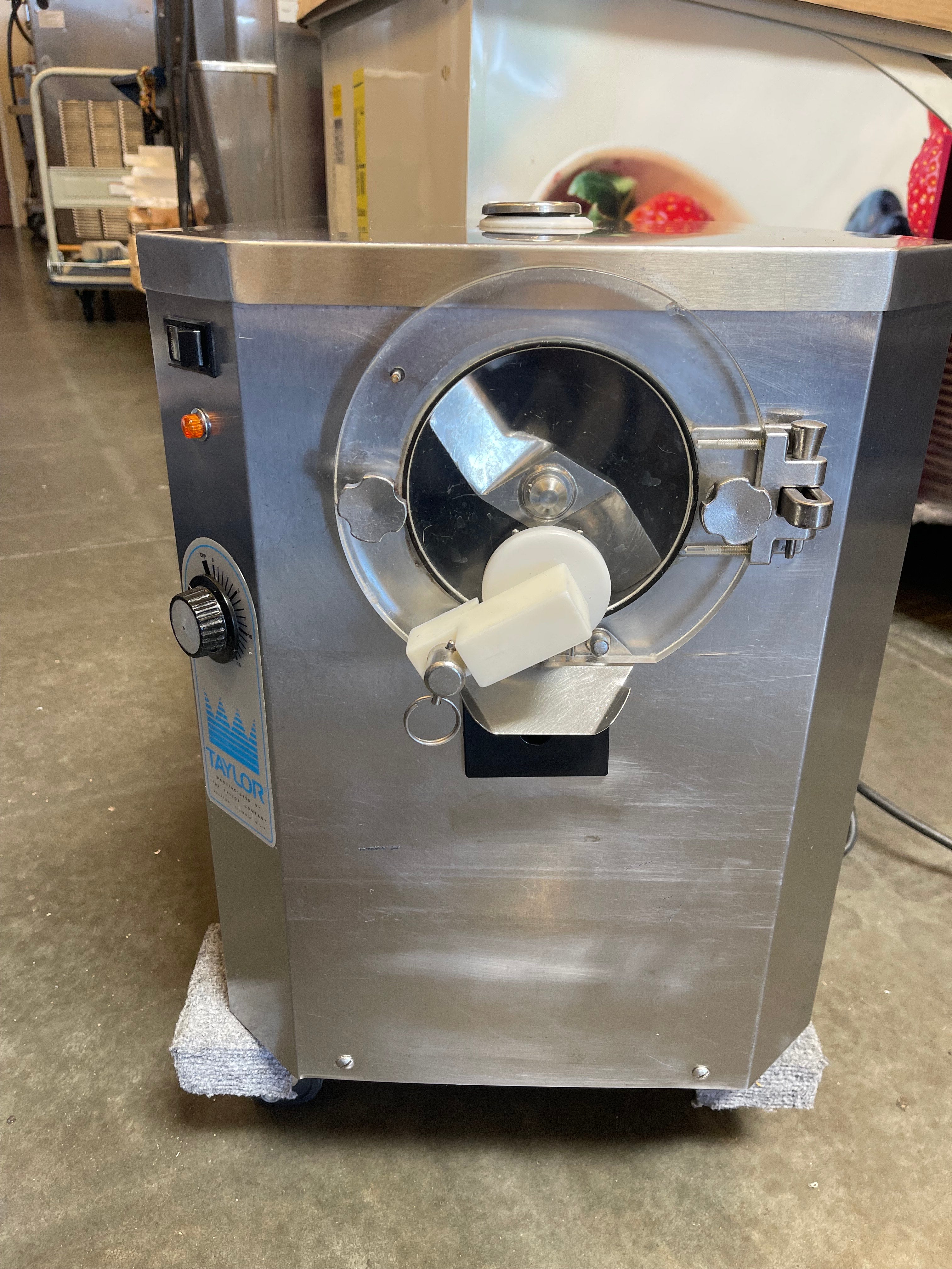 Taylor 104 Small Volume Countertop Batch Freezer